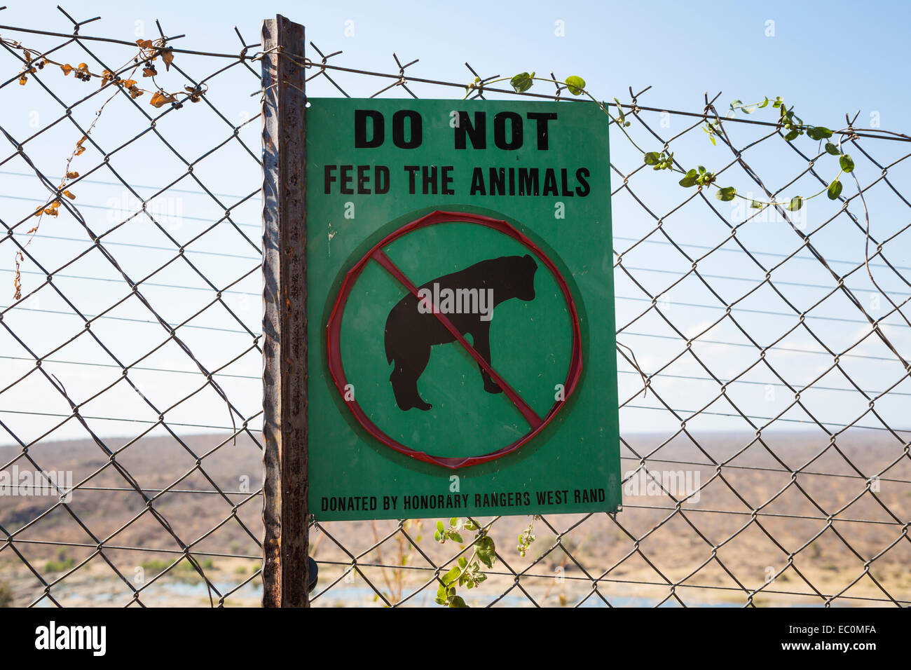 "Die Tiere nicht füttern" Zeichen, Krüger Nationalpark, Südafrika Stockfoto
