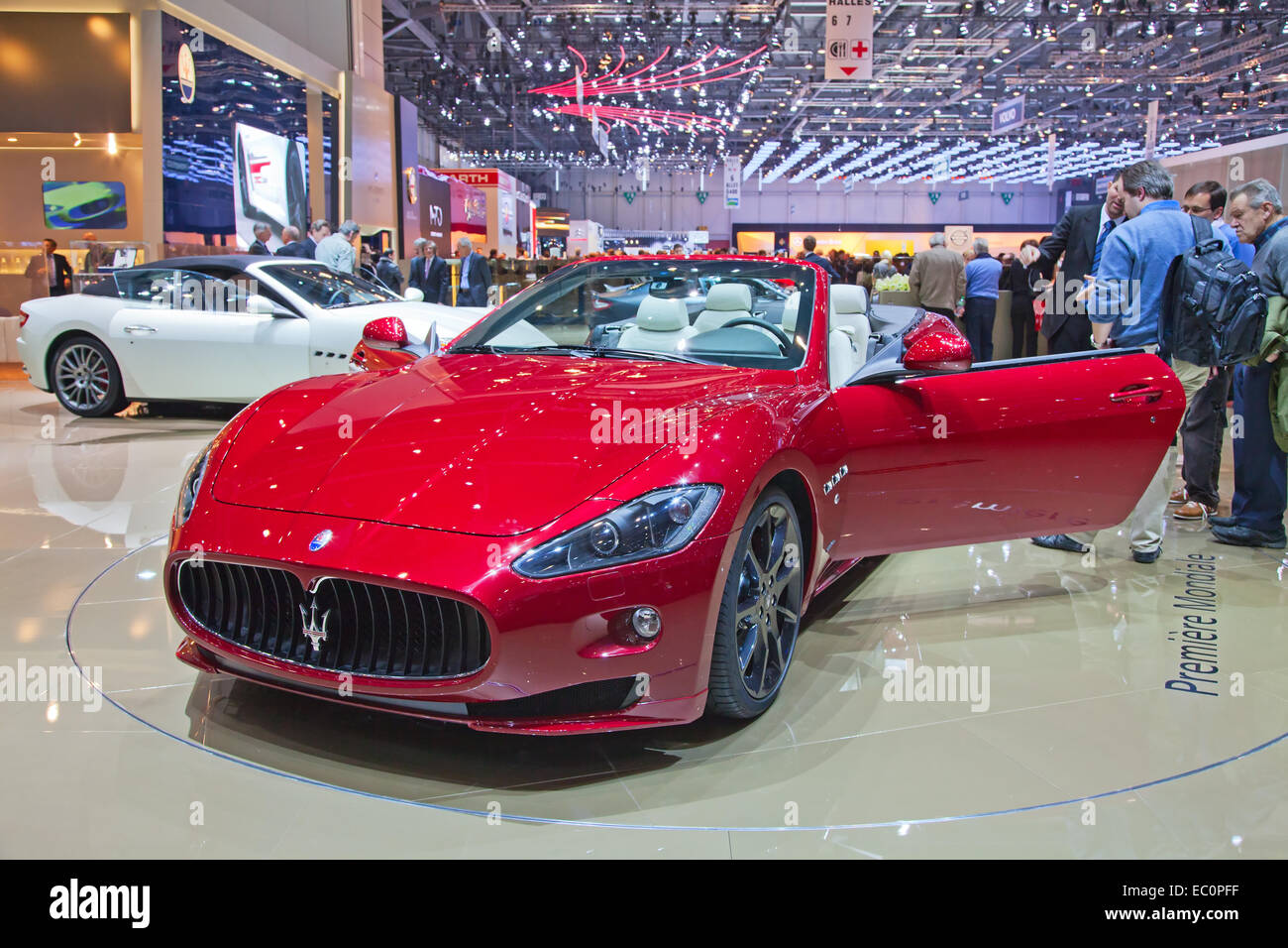 Genf - März 8: The Maserati GTS auf dem Display auf der 81. International Motor Show Palexpo-Genf am 8. März 2011 in Genf, Sw Stockfoto