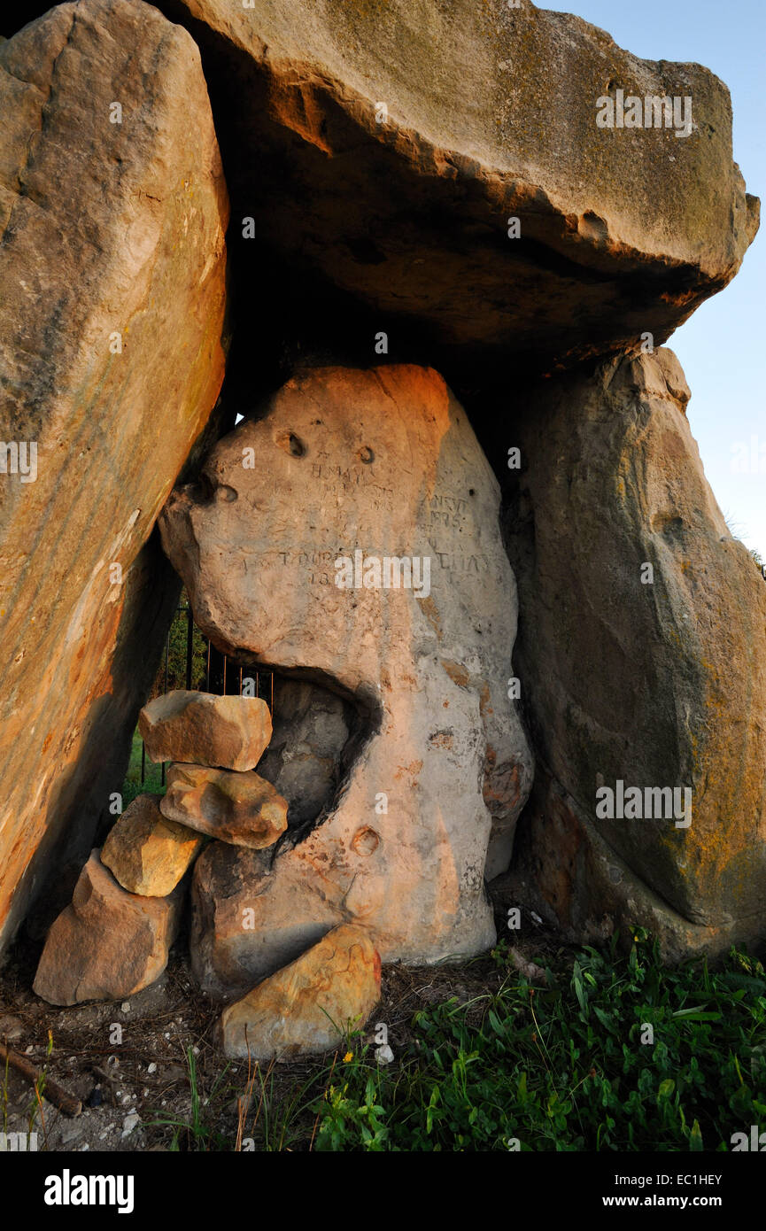 Kit Coty House, gekammerten neolithischen Dolmen / Dolmen von mindestens 3500 v. Chr.; rechteckigen Stein Grabkammer;  außerhalb Stockfoto