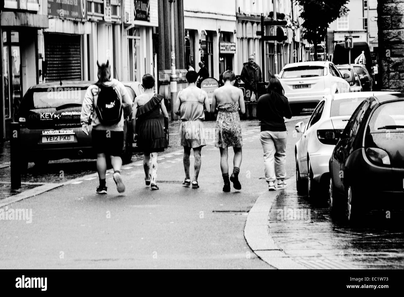 Mitte des Sommers träumen Nächten schwarz-weiß Straßenszene Stockfoto