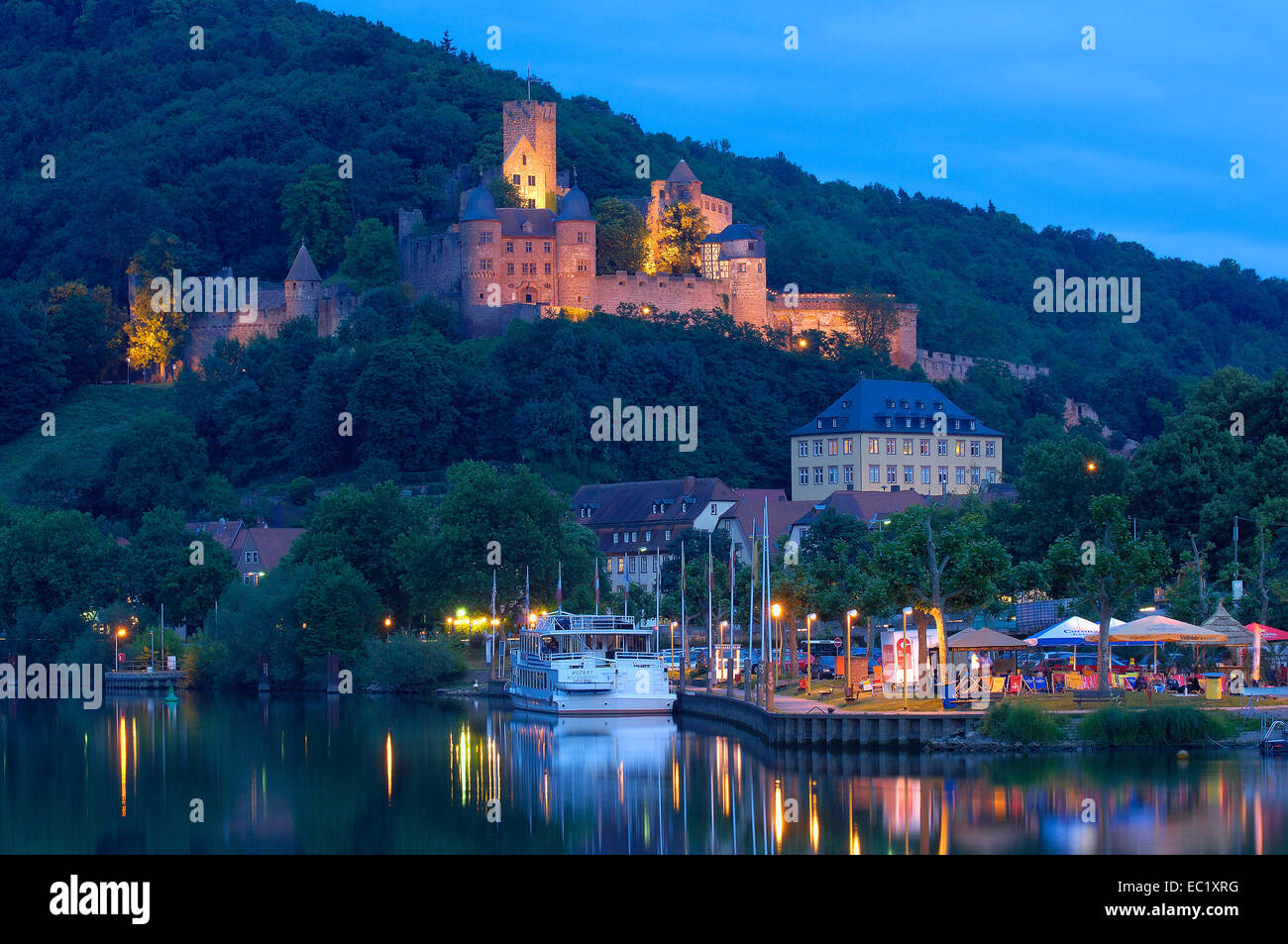 Wertheim, mit Burg Burg Wertheim, Mains, Baden-Württemberg, Main-Tauber, Romantic Road, Romantische Straße, Deutschland Stockfoto