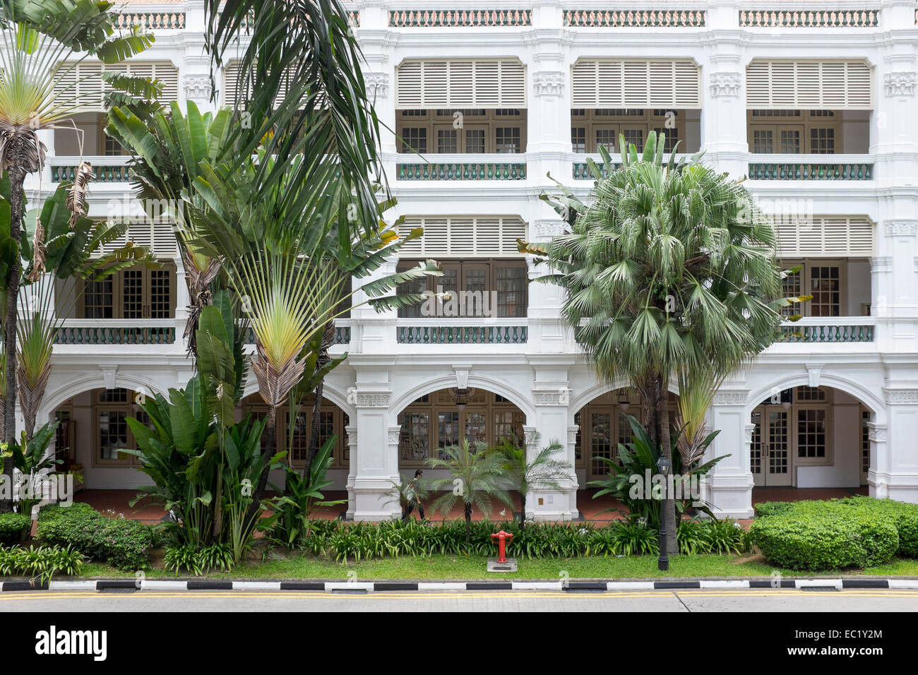 Das äußere des Raffles Hotel in Singapur Stockfoto