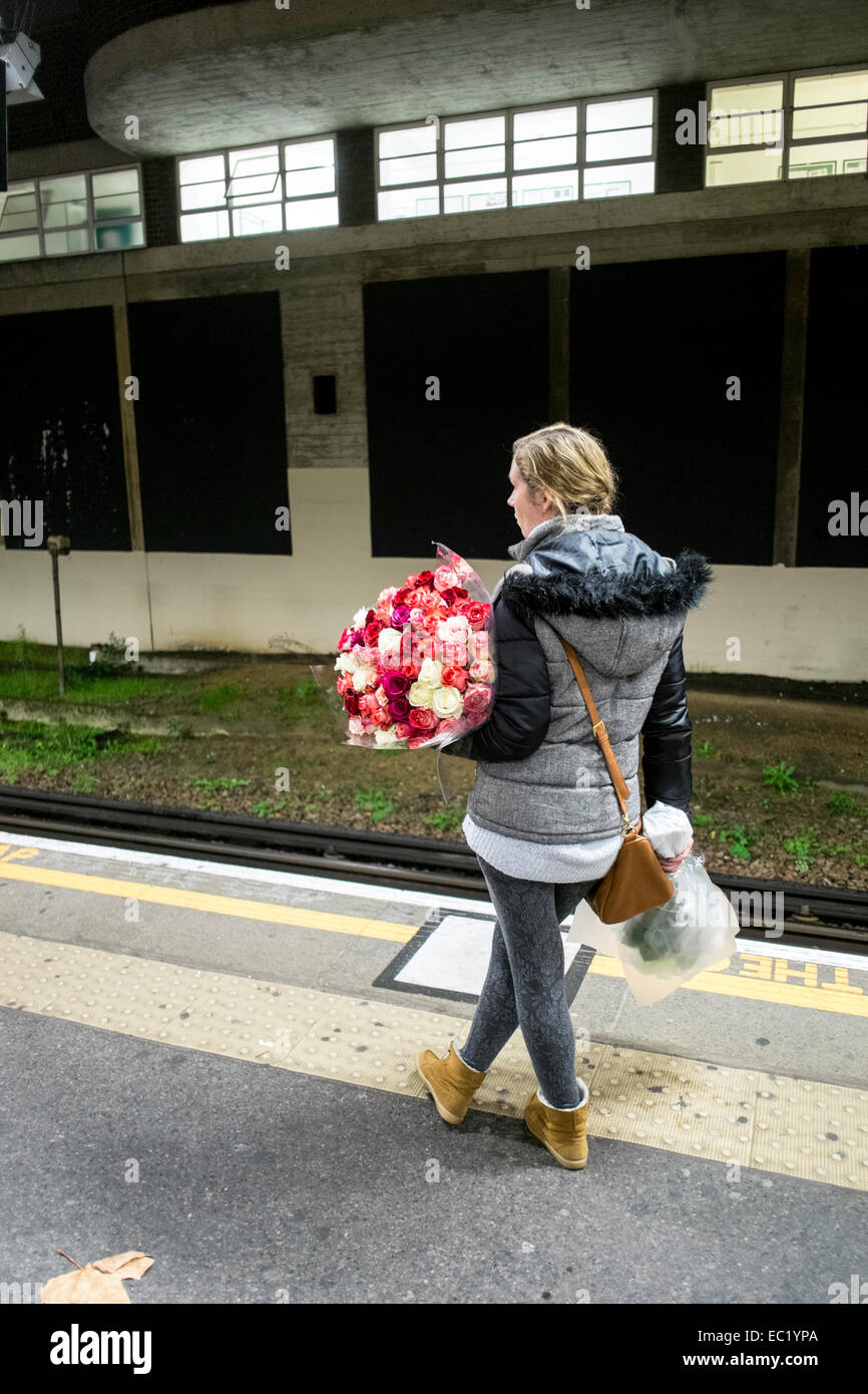 Acton Town u-Bahn-Station, London, Vereinigtes Königreich Stockfoto