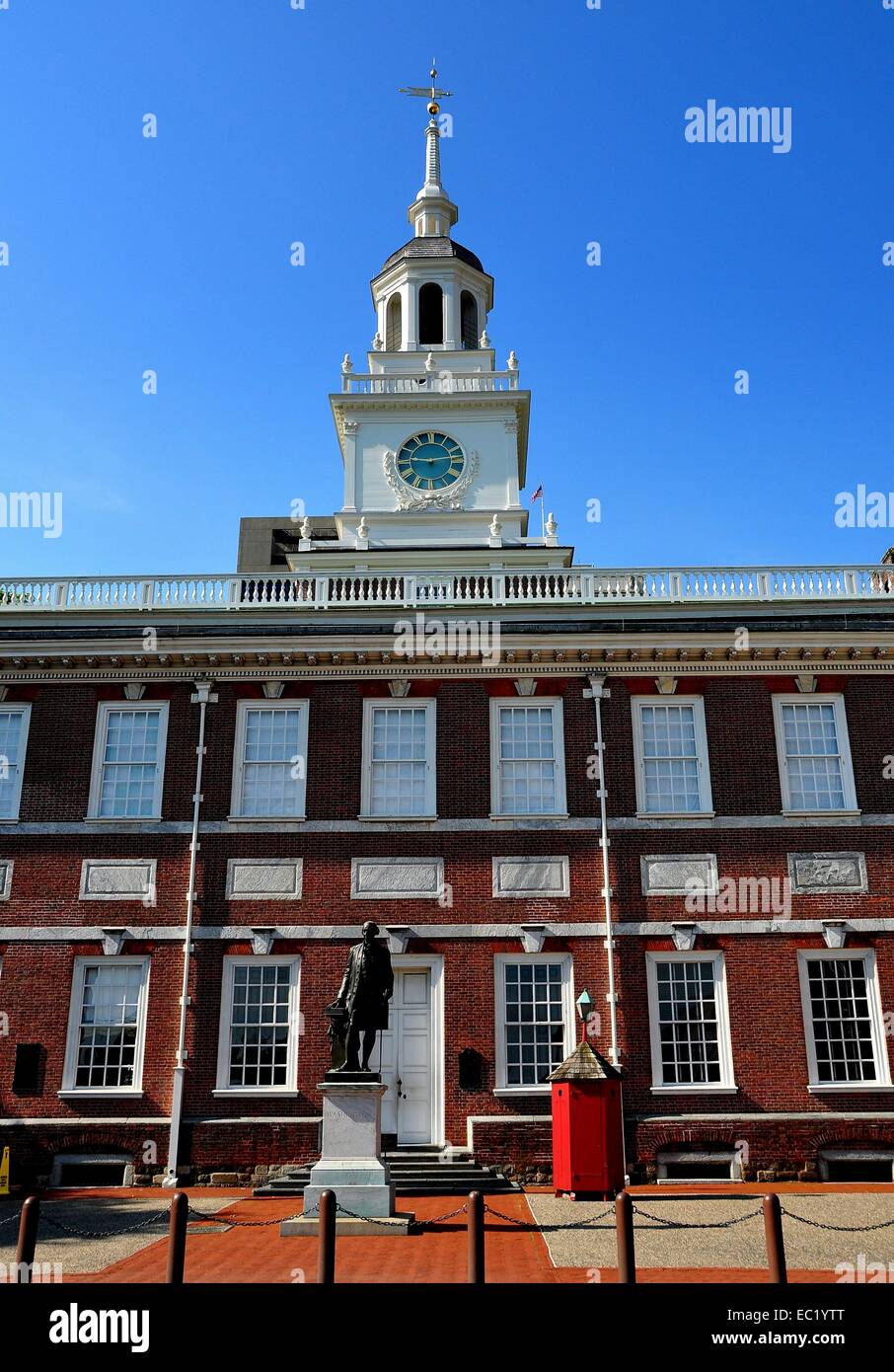 PHILADELPHIA, PENNSYLVANIA: Die Nordfassade von 1732-1753 Independence Hall Stockfoto