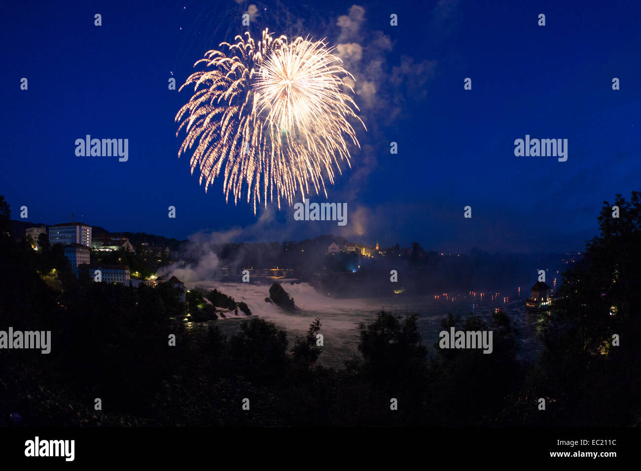 Feuerwerk, Nationalfeiertag am 1. August 2014, Rheinfall, Schaffhausen, Schweiz Stockfoto