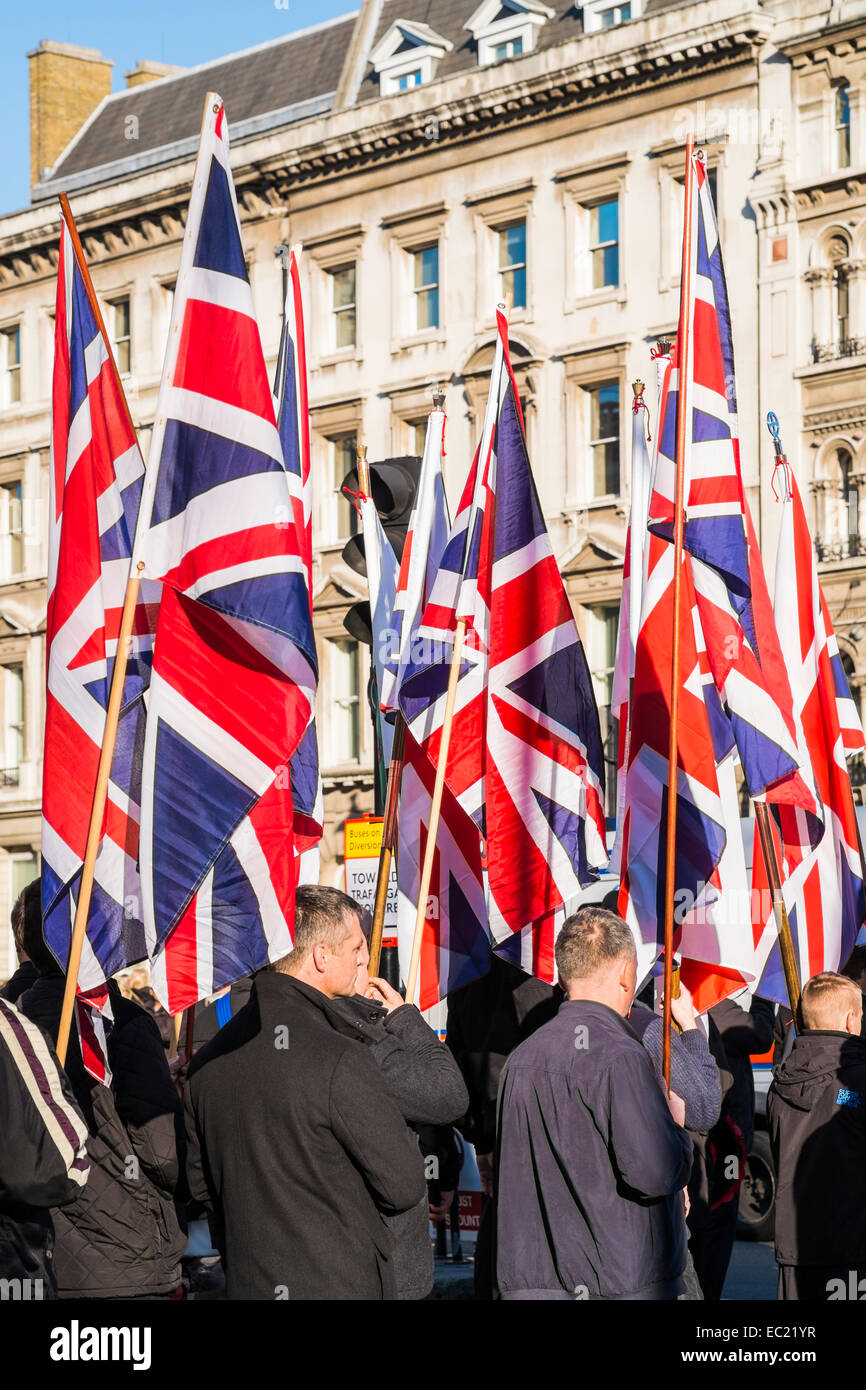 Nationale Front marschieren zur Erinnerung Sonntag - London Stockfoto