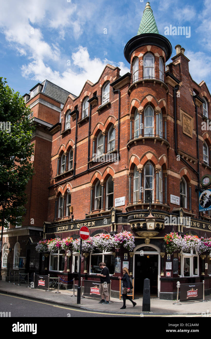 König & Queen Pub in Fitzrovia, London, UK Stockfoto