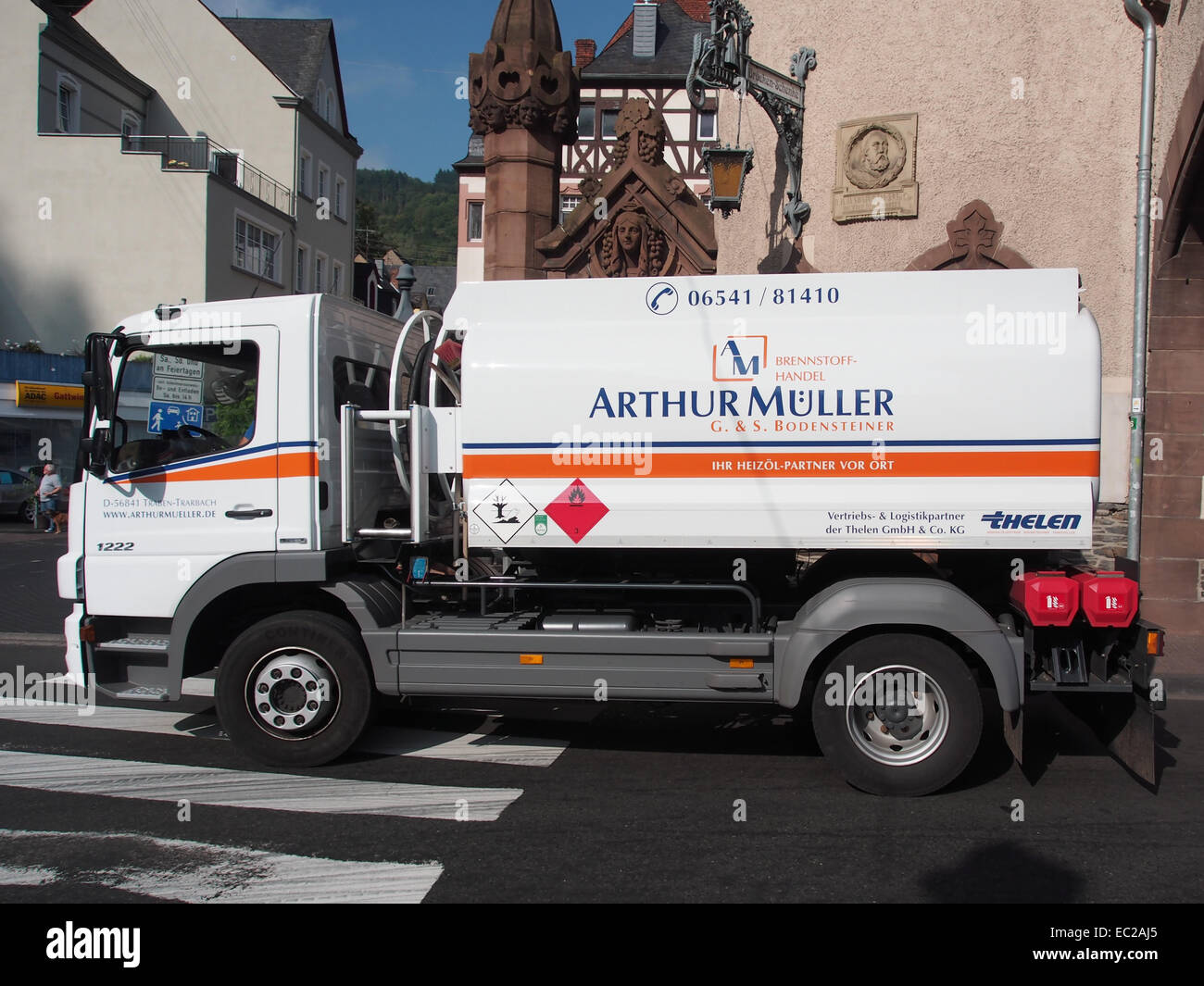 Abschleppdienst Gerd Müller Gmbh In Saarbrücken Brennstoffhandel arthur -Fotos und -Bildmaterial in hoher Auflösung – Alamy