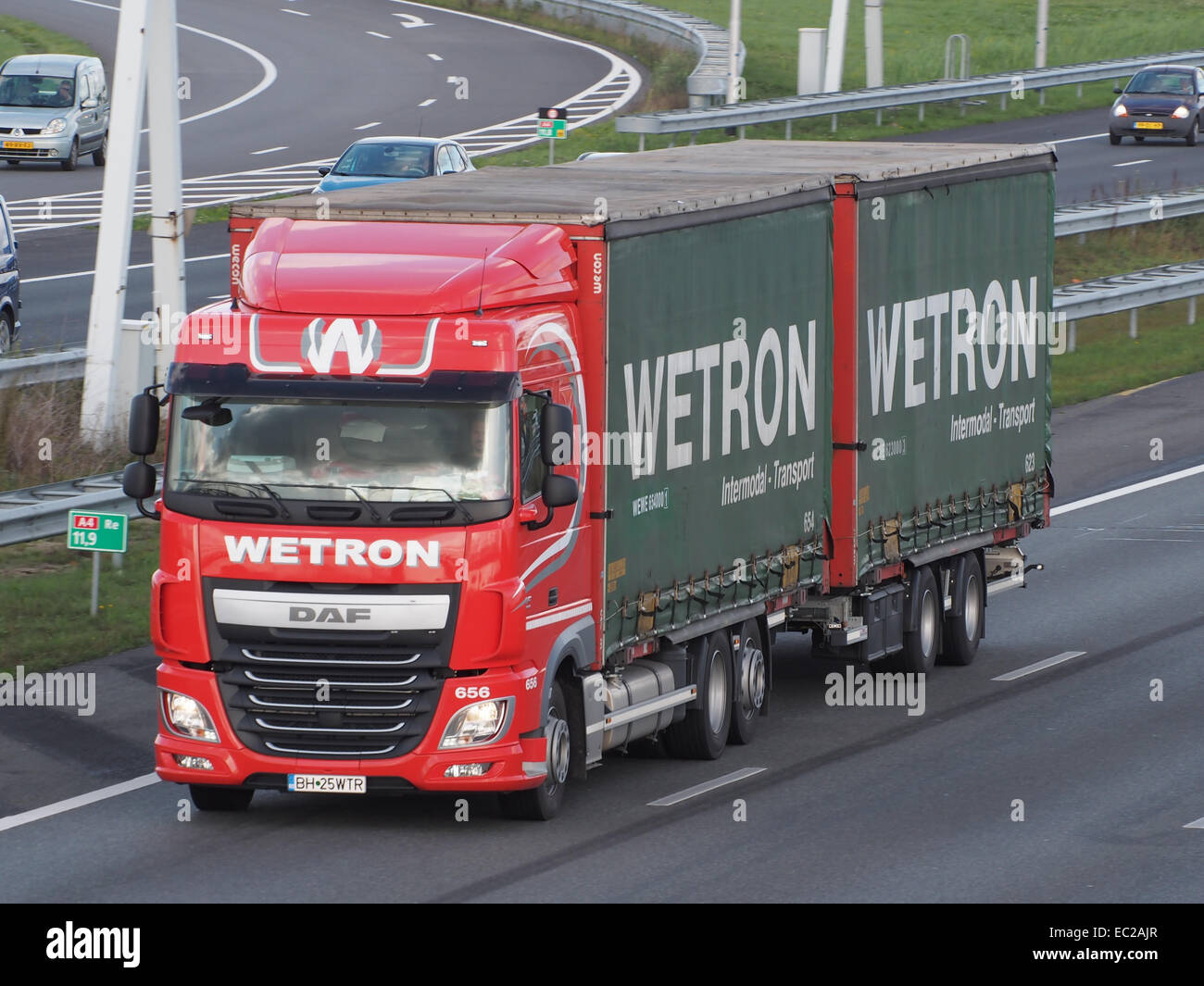 DAF Wetron intermodalen Verkehr Stockfoto