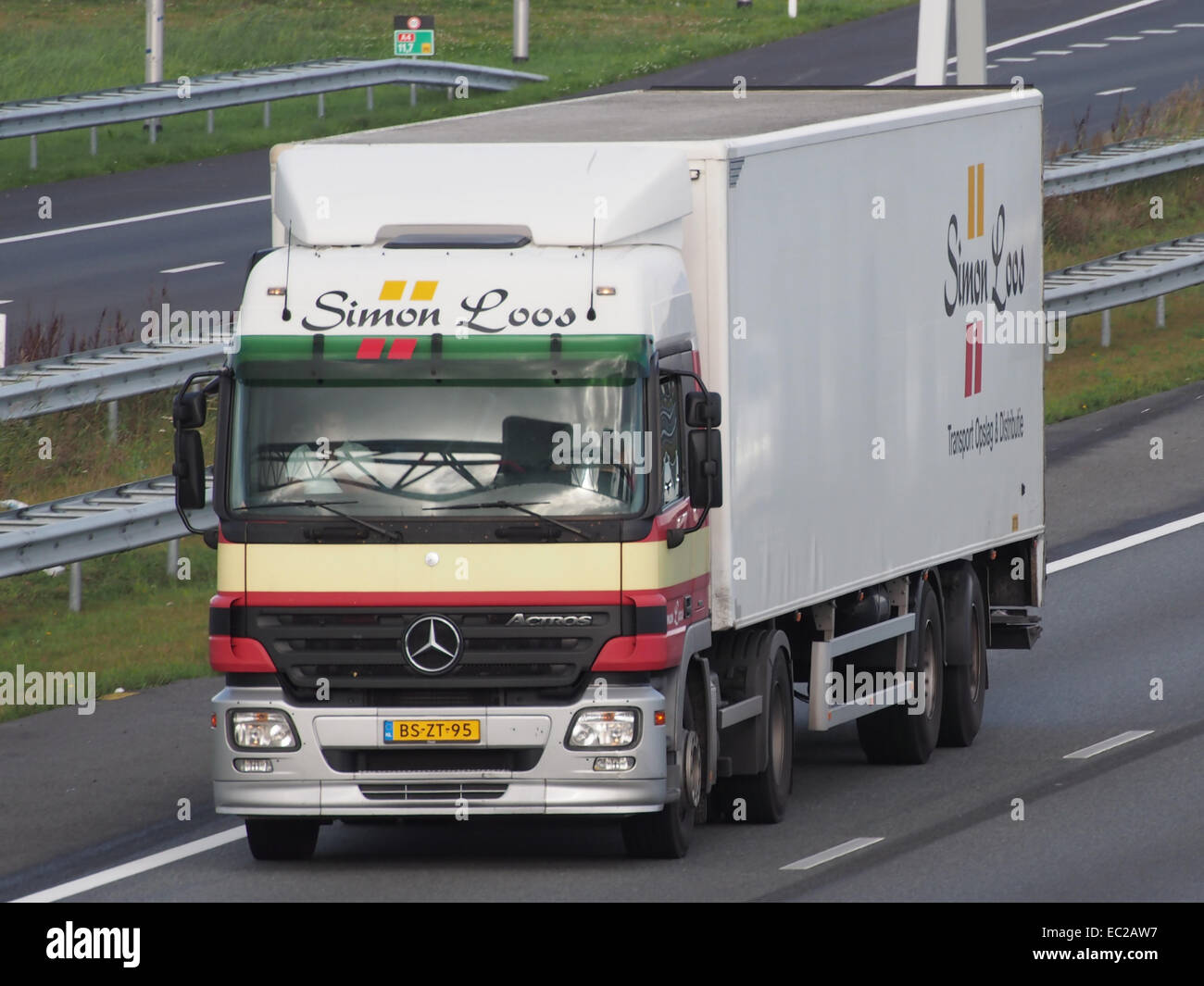 MERCEDES-BENZ ACTROS 1836 LS, Simon Loos Stockfoto