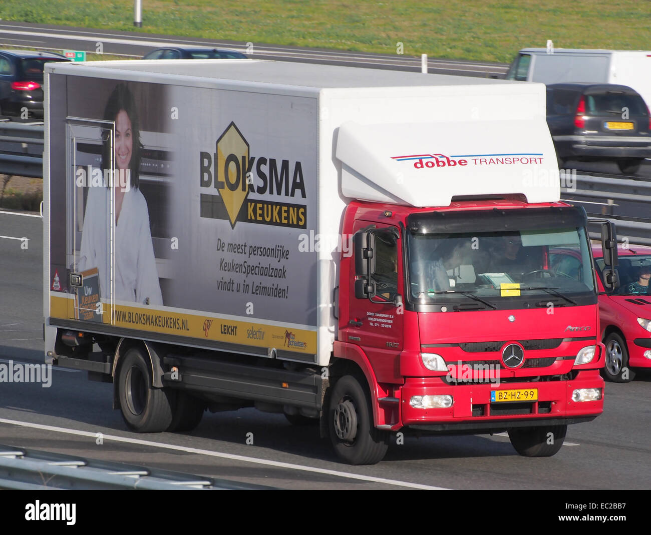 MERCEDES-BENZ ATEGO 1622 L, Dobbe Transport Bloksma Keuekens Stockfoto