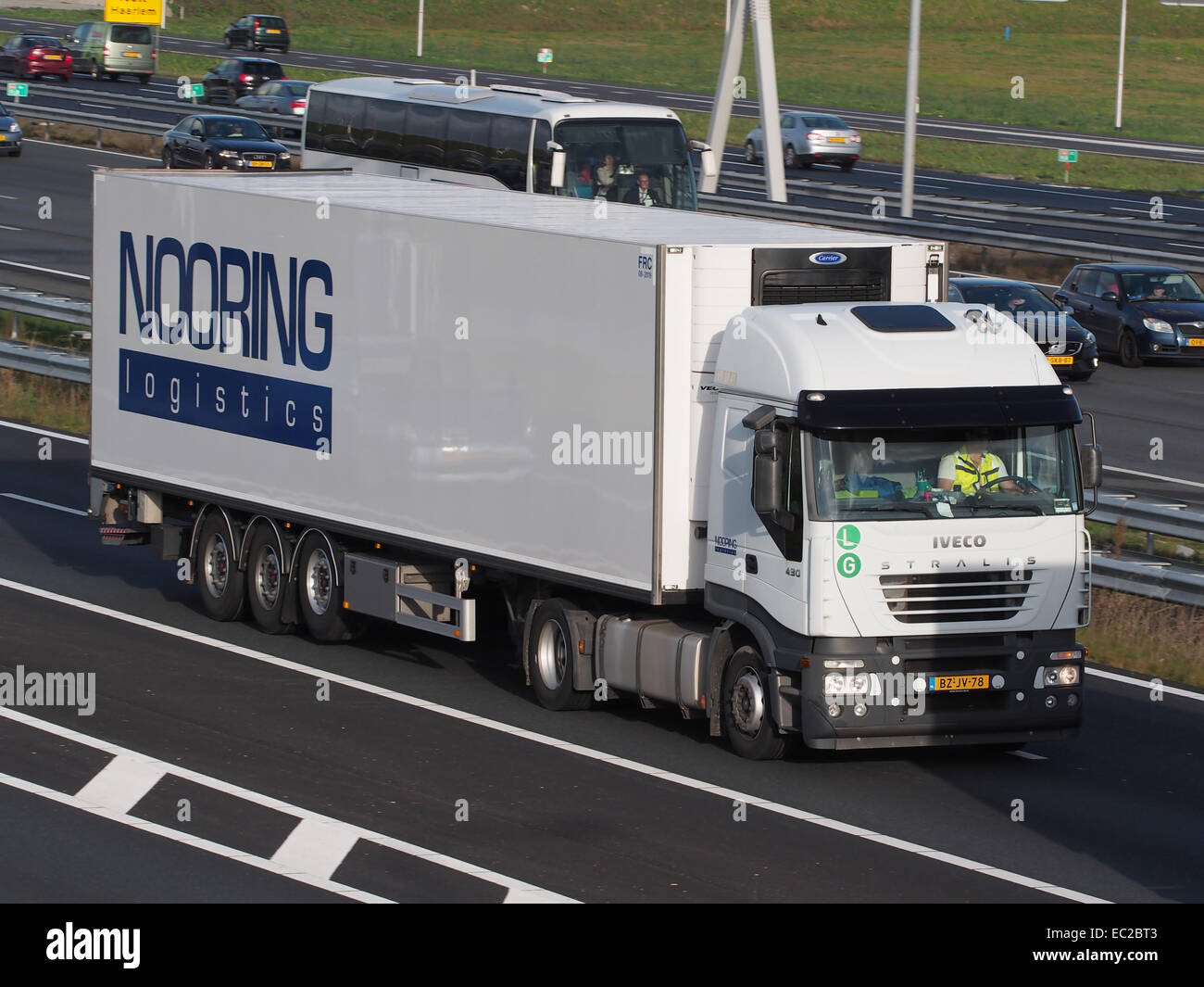 IVECO 430, Nooring Logistik Stockfoto