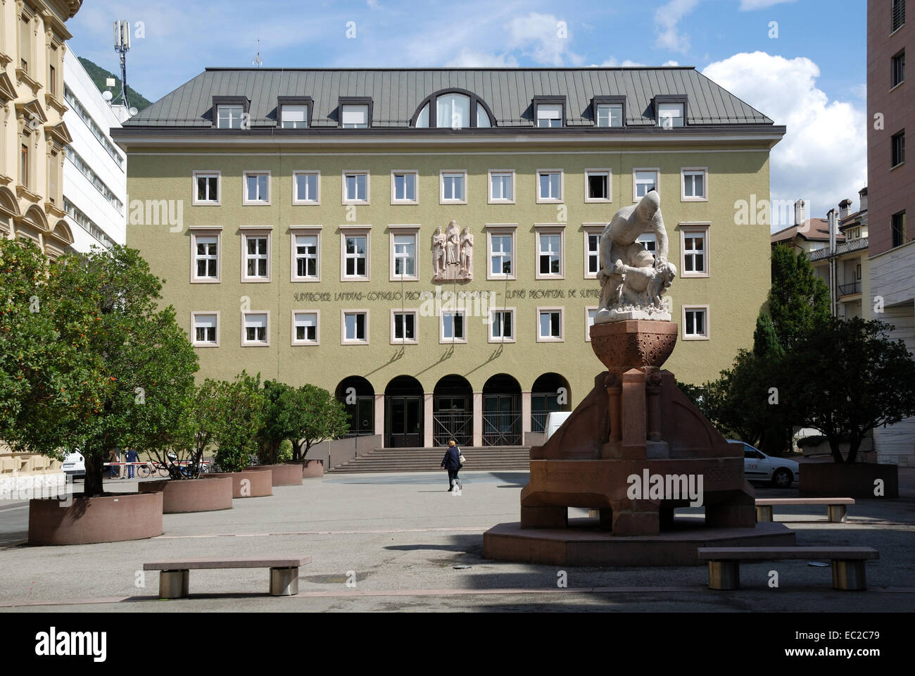 Landtag Aufbau der unabhängigen Provinz Südtirol in Bozen. Stockfoto