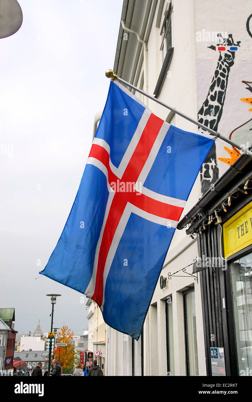 Isländische Flagge in Reykjavik, Island Stockfoto