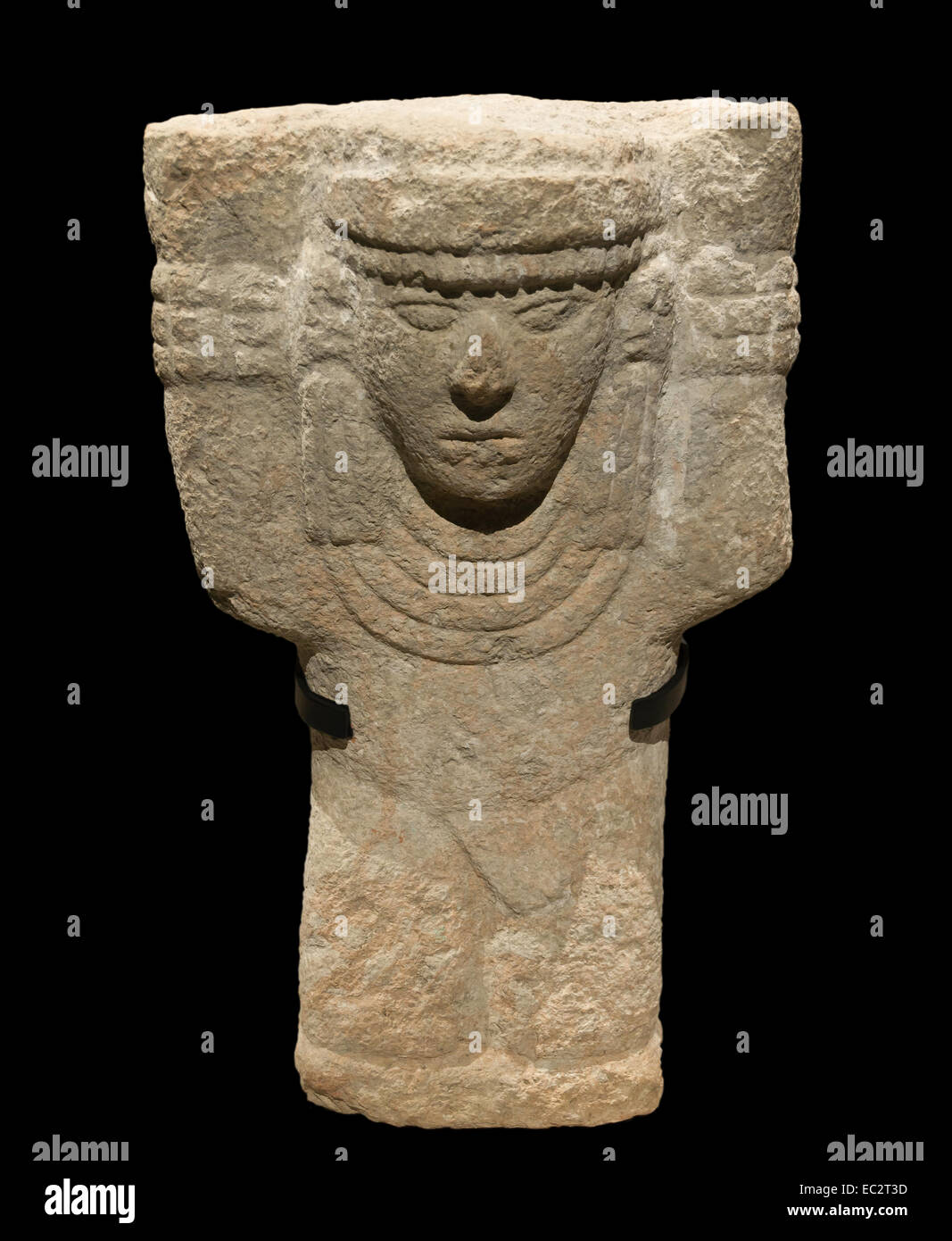 Maya knienden Atlante, Post-klassischen Ära (900-1250 CE), Kalkstein, Chichén Itzá, Yucatan, Mexiko. Stockfoto