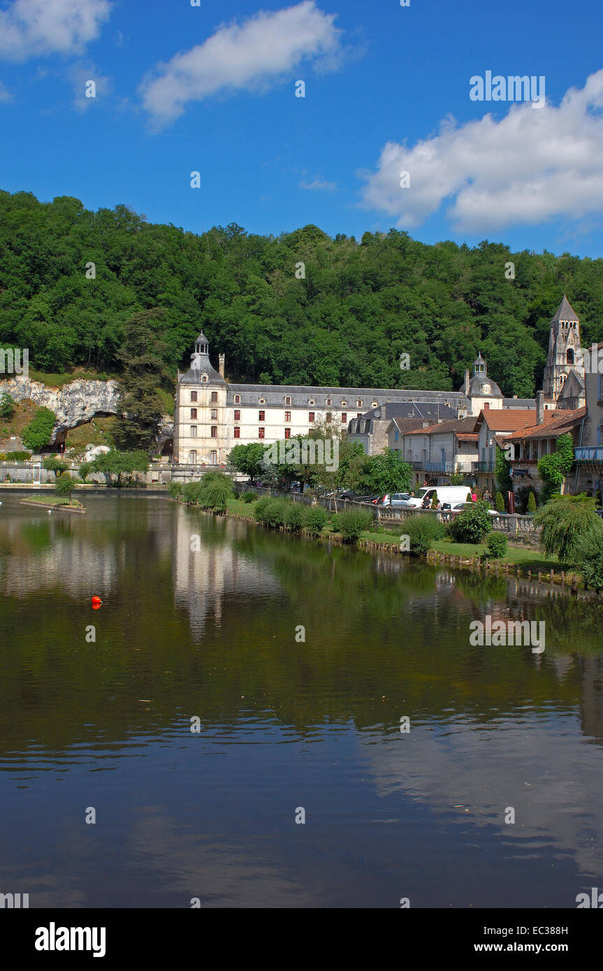 Brantome, Benediktiner Abtei Saint-Pierre, Dordogne, Perigord, Fluss Dronne, Frankreich, Europa Stockfoto