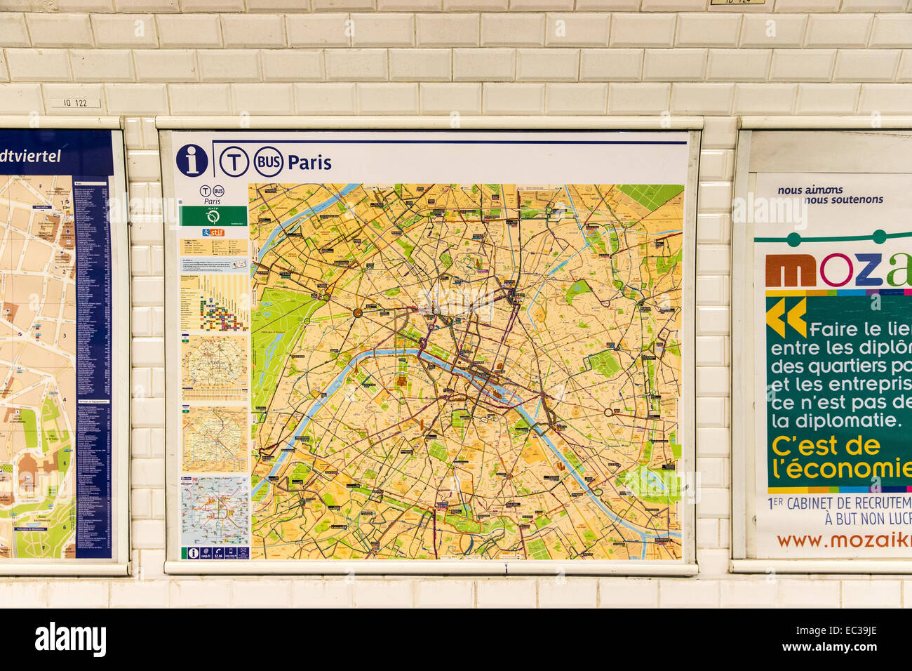 Bus-Bahn-Verkehr Karte Paris Frankreich Stockfoto