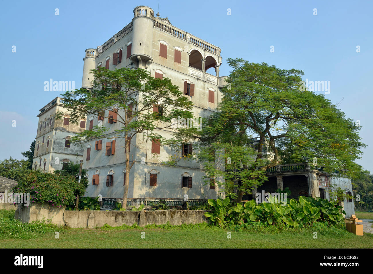 Kaiping Diaolou und Dörfer wurden im Jahr 2007 in die Liste des UNESCO-Weltkulturerbes hinzugefügt. Stockfoto