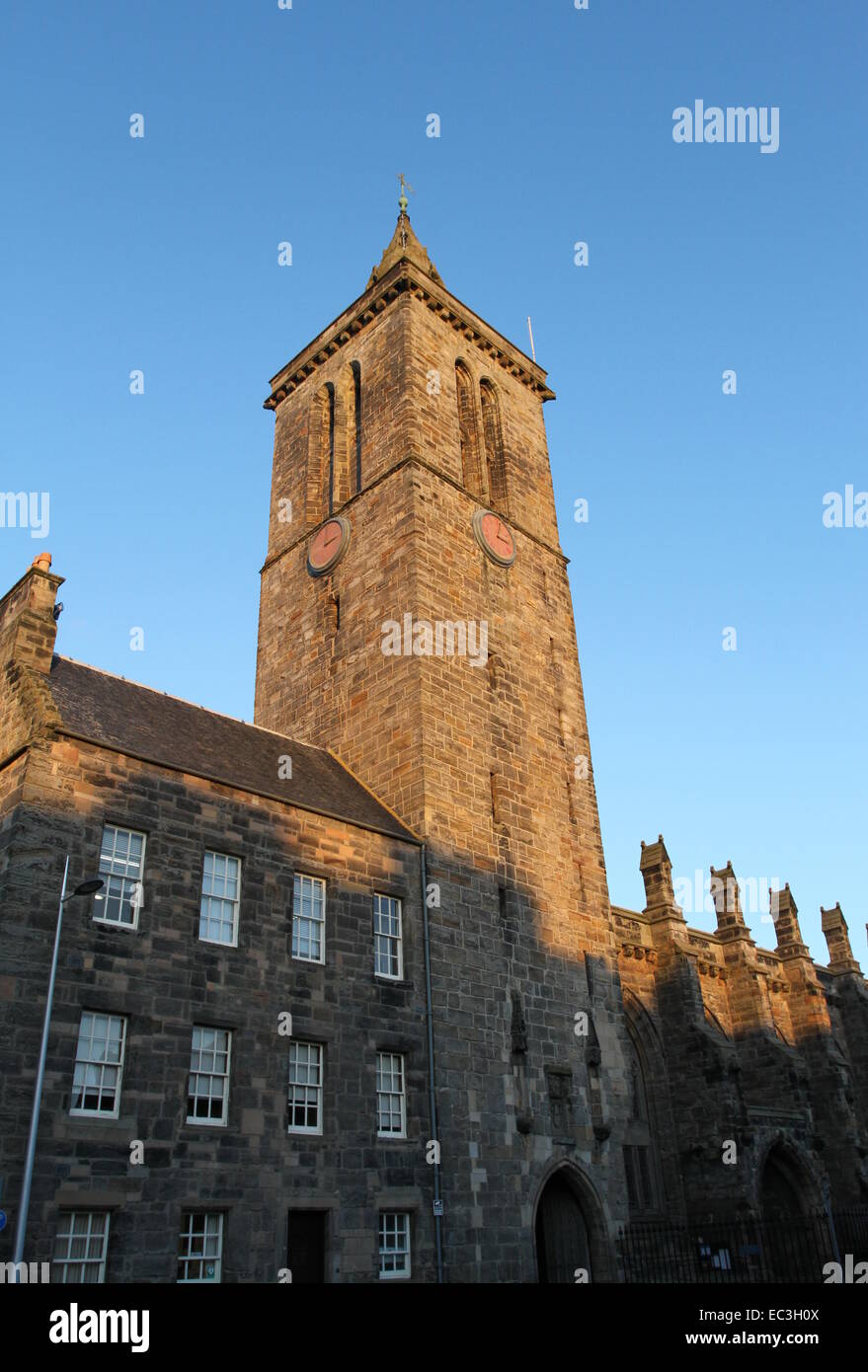 St. Salvators Kapelle St. Andrews University in der Dämmerung Schottland Dezember 2014 Stockfoto