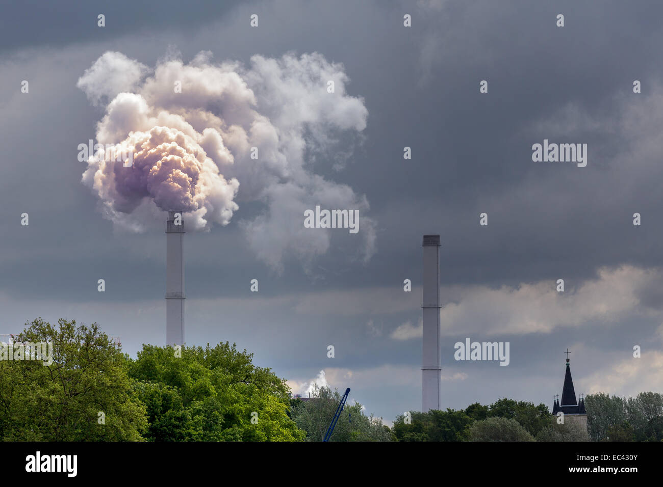 rauchigen Schornstein Stockfoto