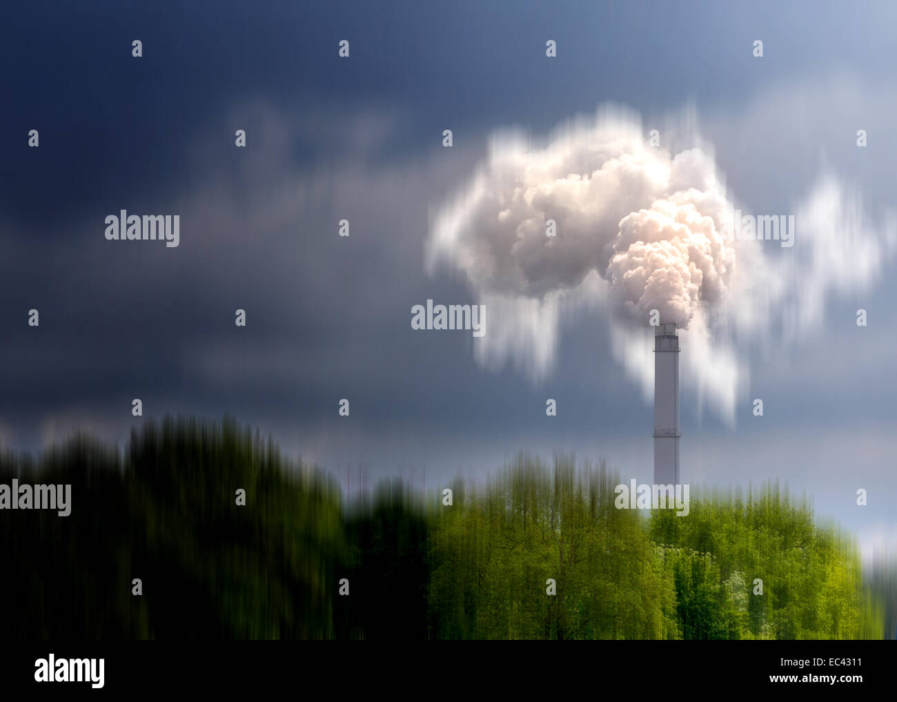 rauchigen Schornstein Stockfoto