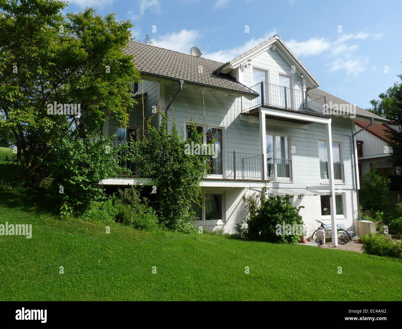 Einfamilienhaus-Holzhaus Stockfoto