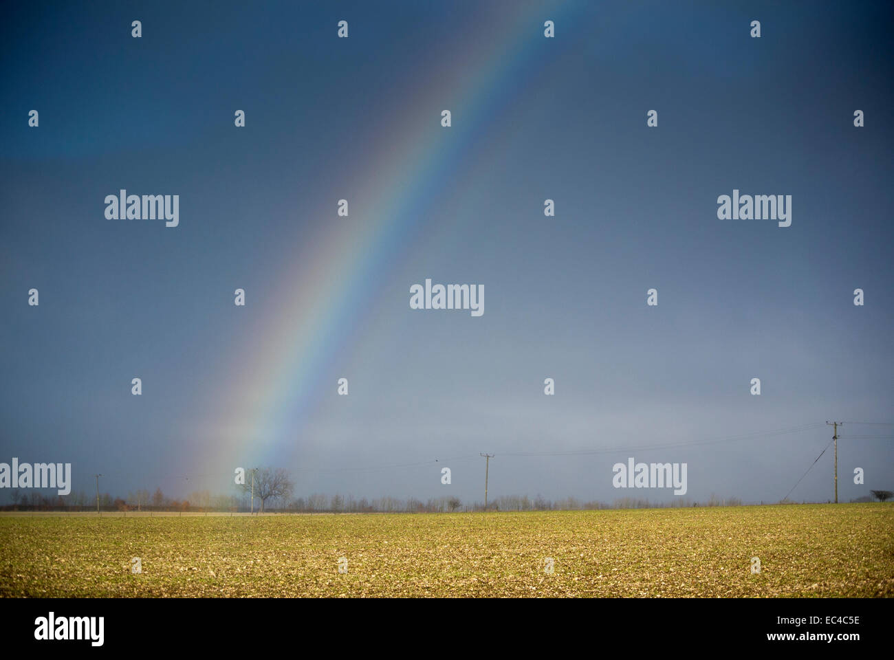 Regenbogen auf die Yorkshire Wolds. Stockfoto