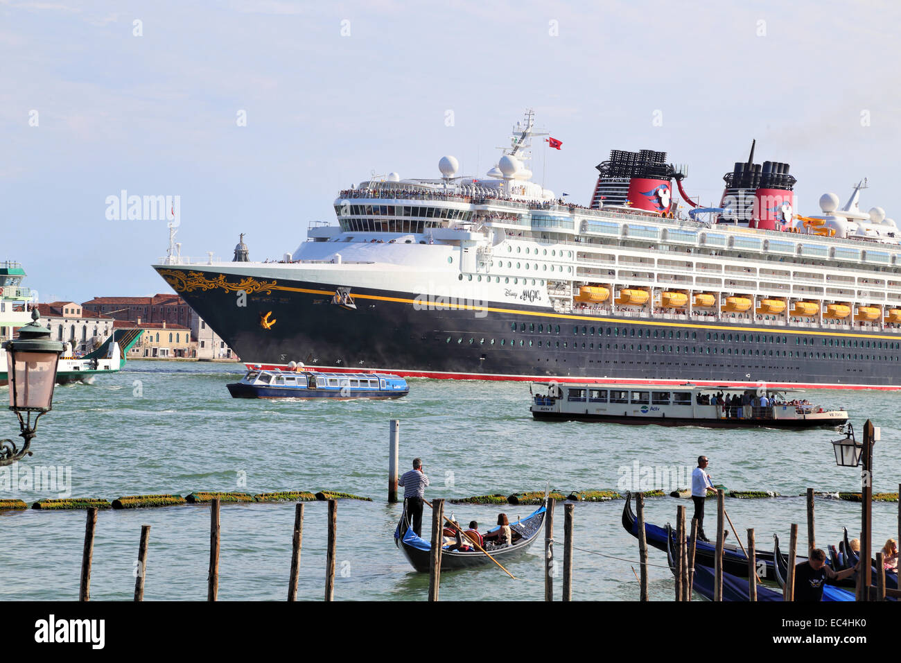 Kreuzfahrtschiff Disney Magie, IMO 9126807, Disney Cruise Line Stockfoto
