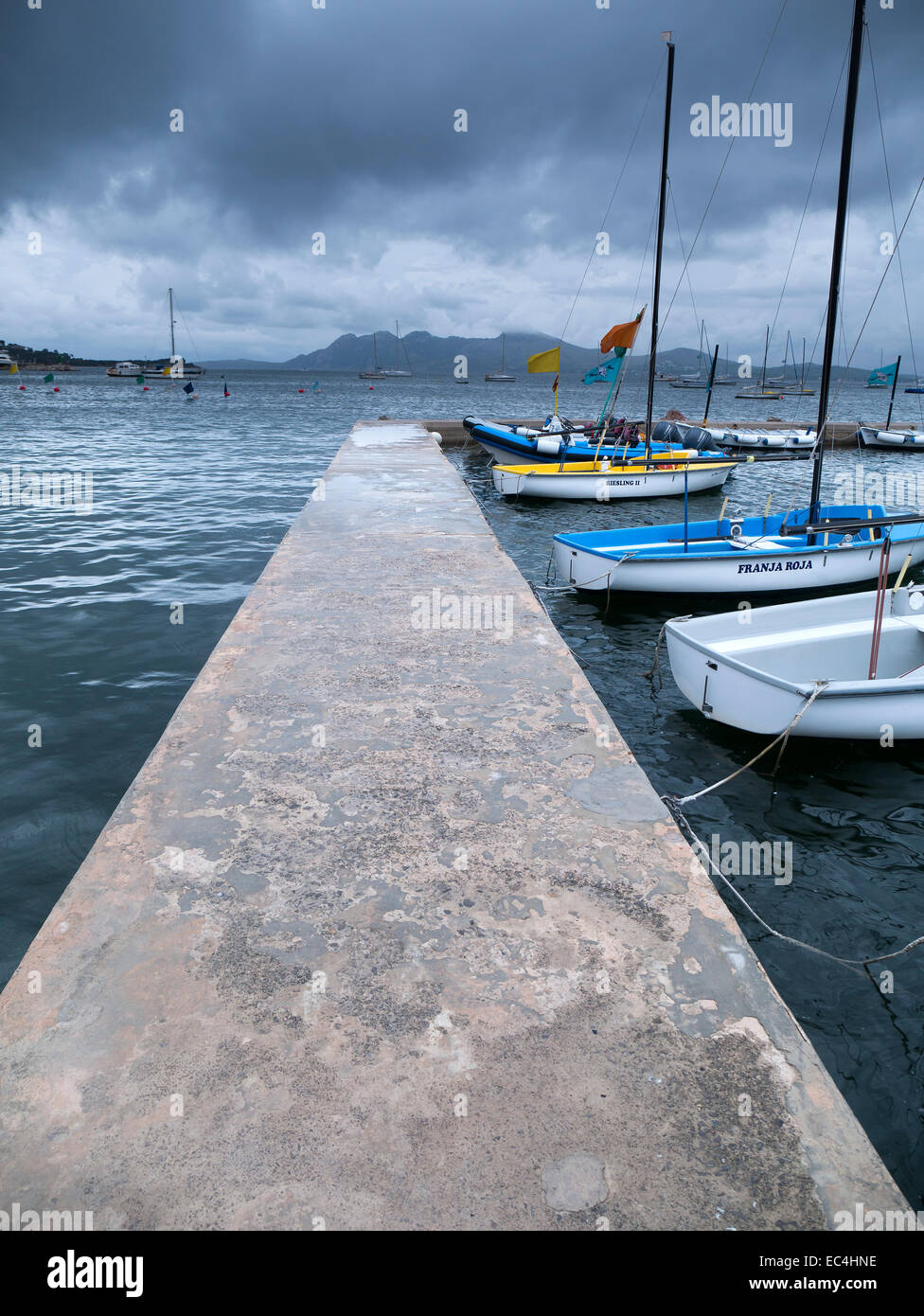 Der Strand Steg Peurto Pollensa, Mallorca, Spanien Stockfoto