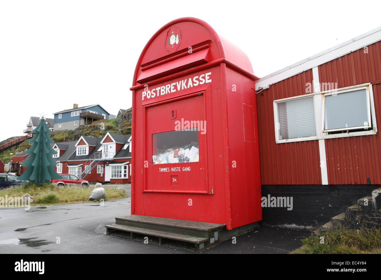 Postfach für Briefe an den Weihnachtsmann, hinter Tourismusbüro Stockfoto