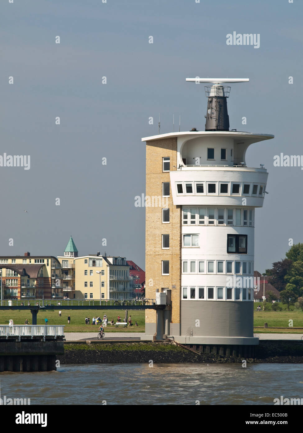 Senken Sie Radarturm in Cuxhaven, Niedersachsen, Deutschland, Europa Stockfoto