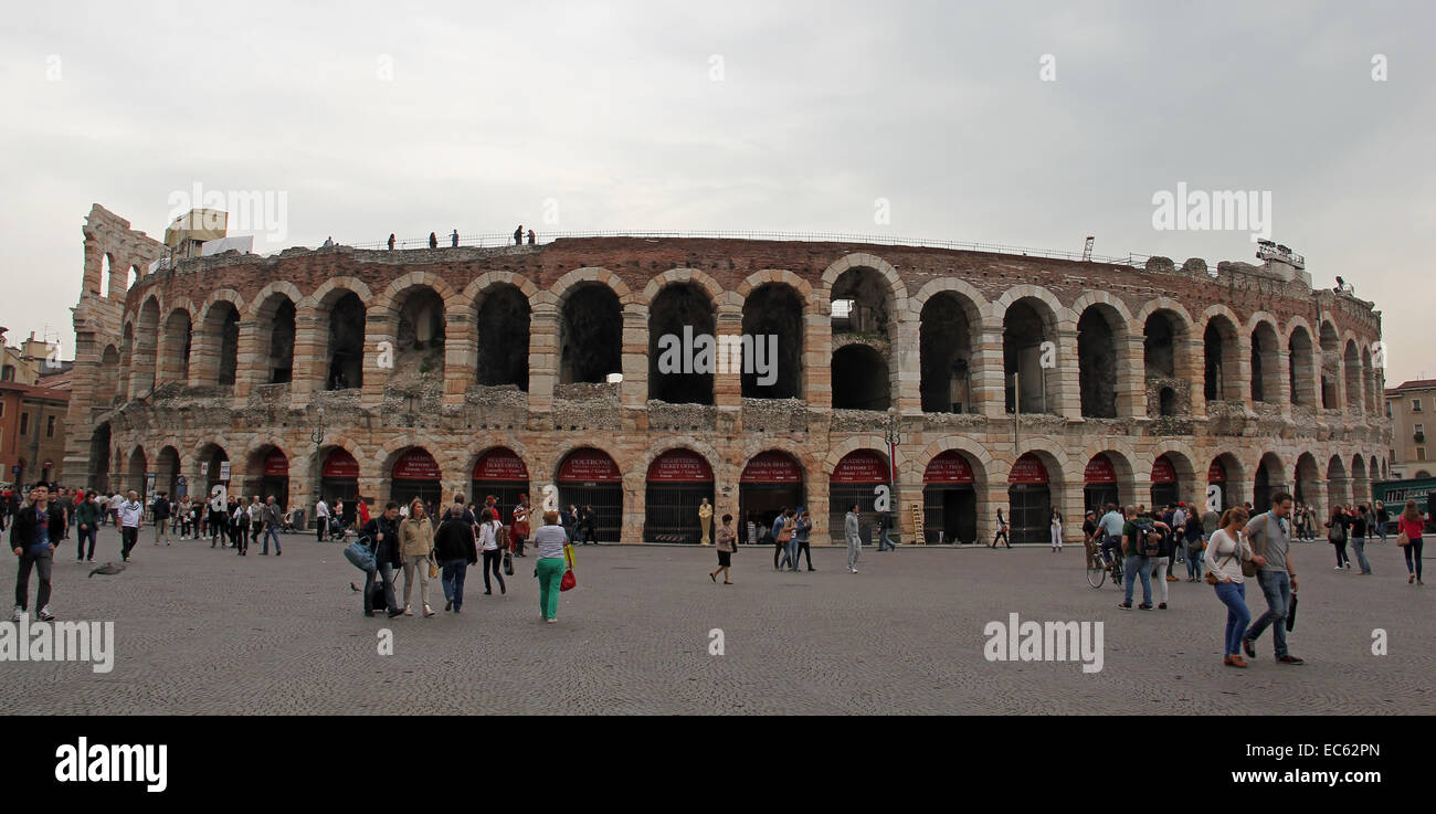 Verona, Amphitheater, Außenansicht, Italien Stockfoto