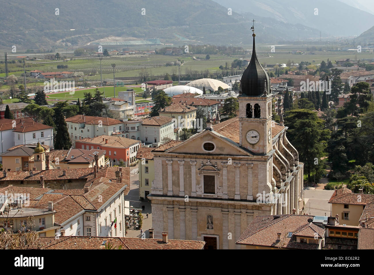 Stiftskirche-Himmelfahrt-Kirche in Arco, Italien Stockfoto