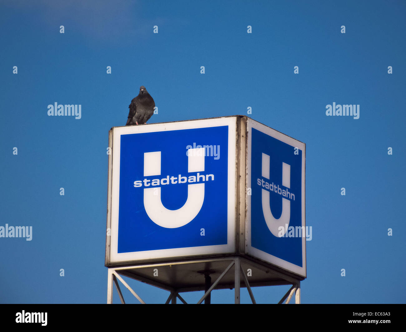 U-Bahn-Schild Stockfoto