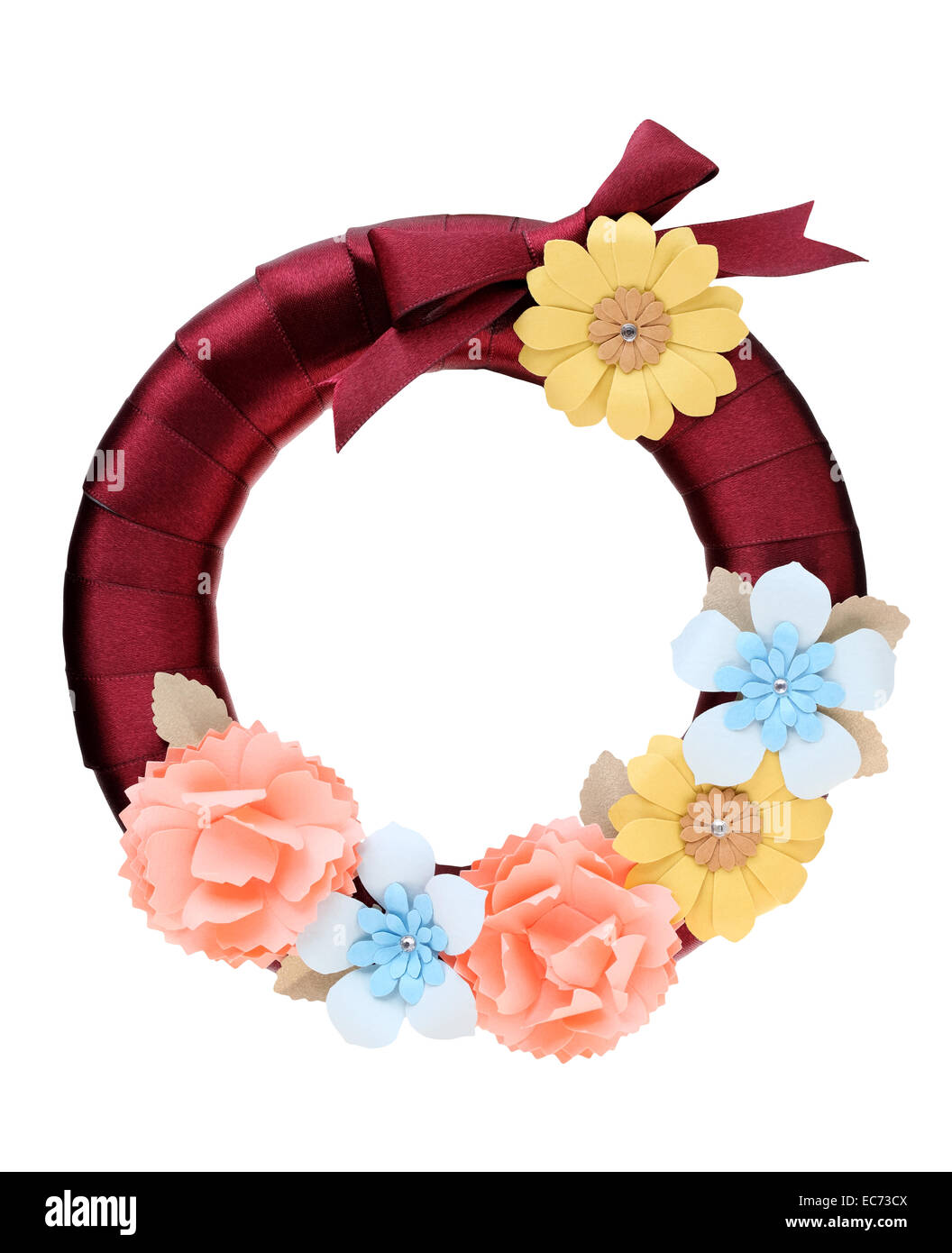 Kranz mit handgeschöpftem Papierblume verziert Stockfoto