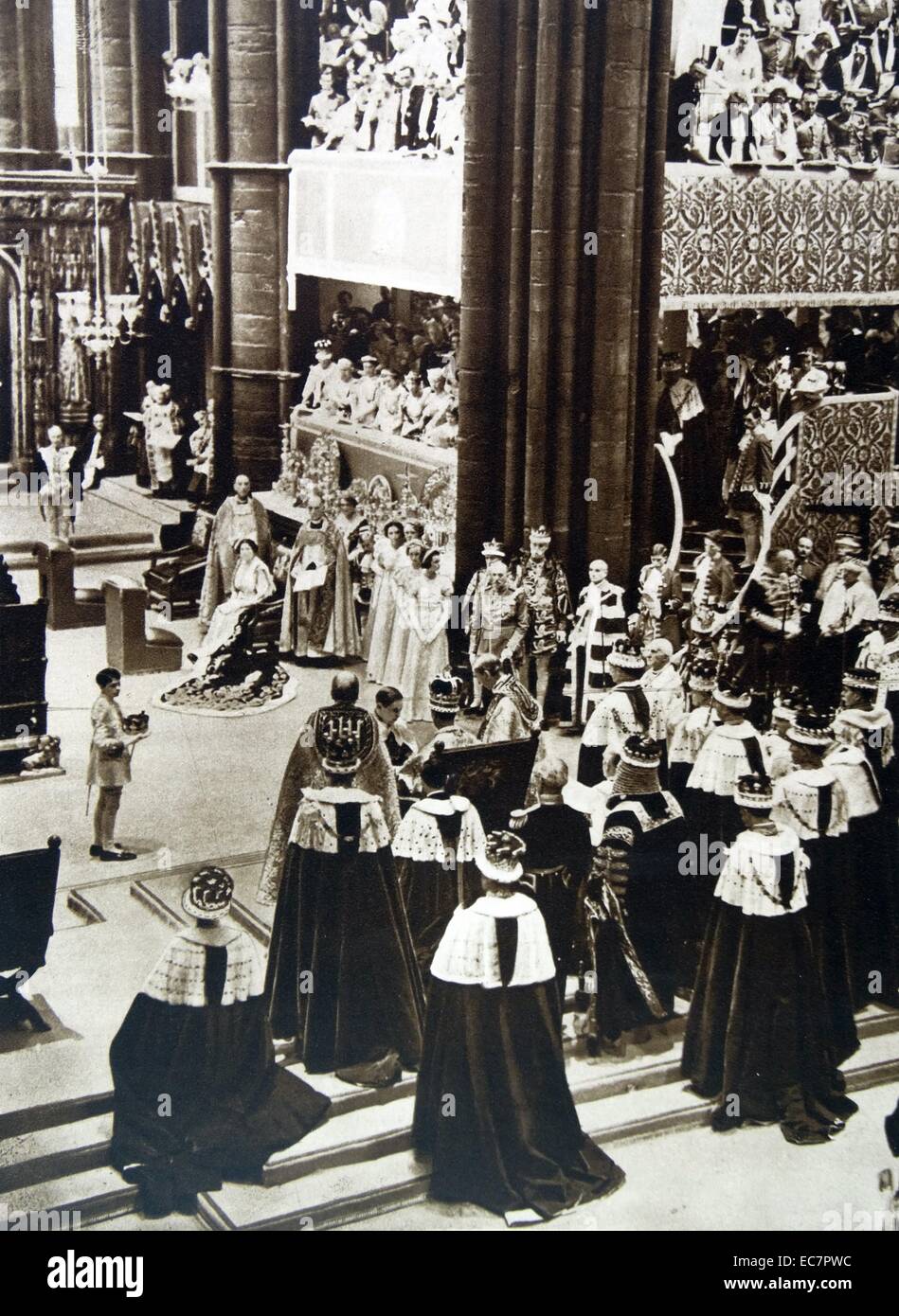 Krönung britischer König George VI in der Westminster Abbey. George VI (Albert Frederick Arthur George; 14. Dezember 1895 - vom 6. Februar 1952) König des Vereinigten Königreichs und der Dominions des British Commonwealth von 11 Dezember 1936 bis zu seinem Tod. Er war der letzte Kaiser von Indien und der erste Leiter des Commonwealth Stockfoto