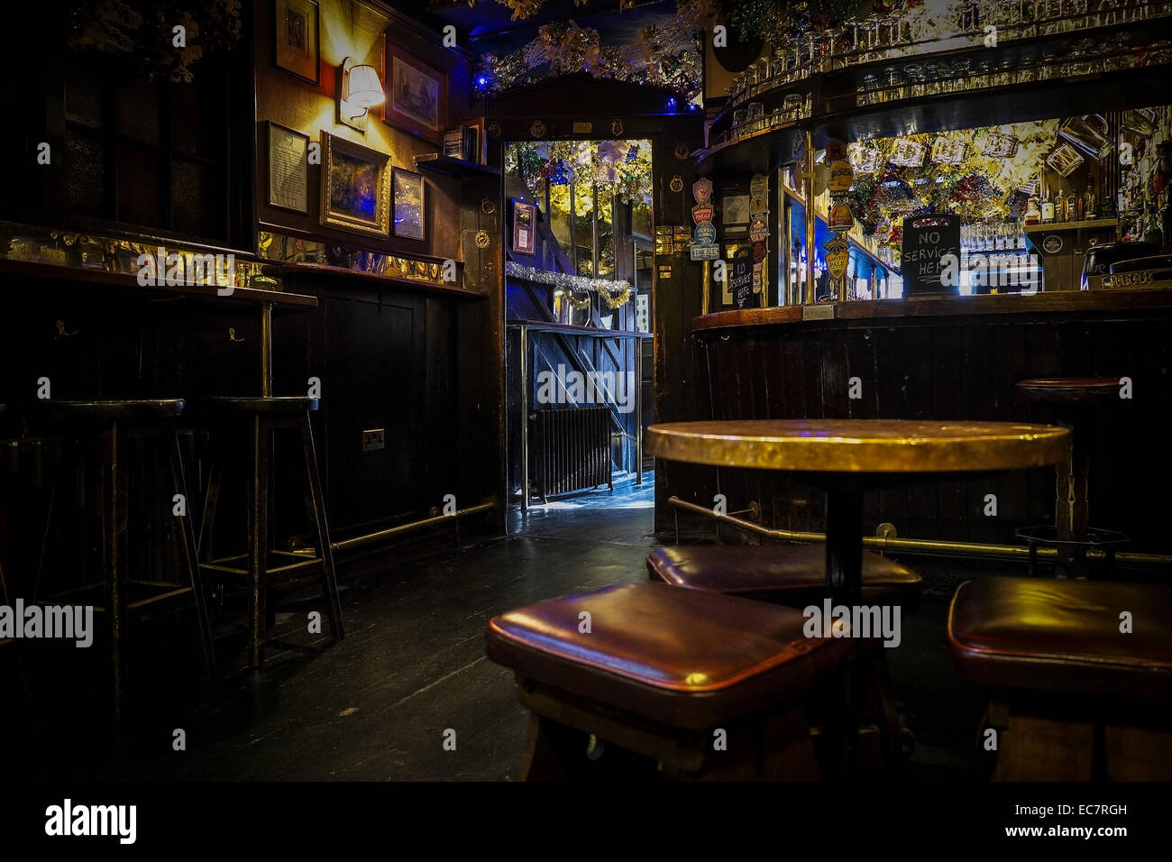 Das Innere der Lamm und Fahne Pub in Covent Garden in London. Stockfoto