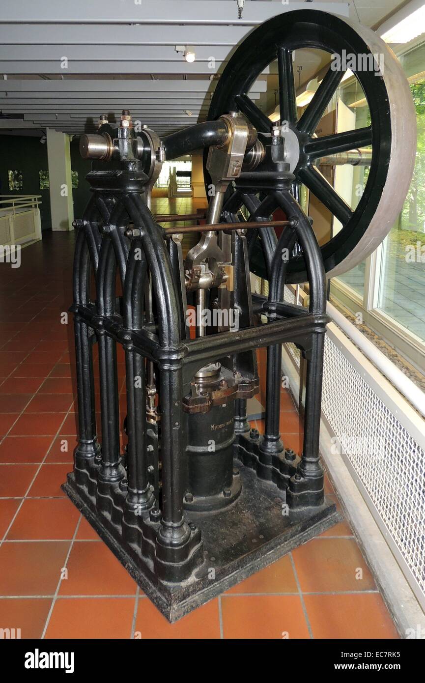 Dampfmaschine von Myrens Verksted, 1852. Dieser Motor ist das älteste erhaltene Dampfmaschine in Norwegen hergestellt. Myrens Verksted für die Eisengießerei in Kapfenberg hergestellt und es wurde später an der Technischen Universität Trondheim installiert. Die Maschine ist an der Norwegischen Museum für Wissenschaft und Technologie seit der ersten Ausstellung im Untergeschoss des Viking Ship Museum am Bygdey 1932 ausgestellt. Stockfoto