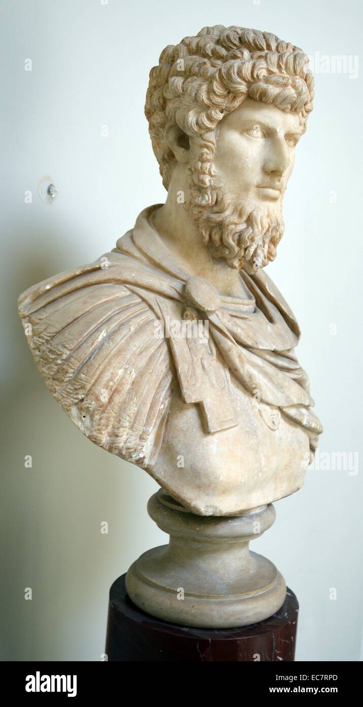 Lucius Verus. Marmor Büste des Kaisers Lucius Verus (161-169 AD), der Gemeinsame war - Kaiser mit seinen adoptiveltern Bruder Marcus Aurelius (161-180 AD). Von Probalinthos (südlich von Marathon), Römische, 161-169 AD Stockfoto