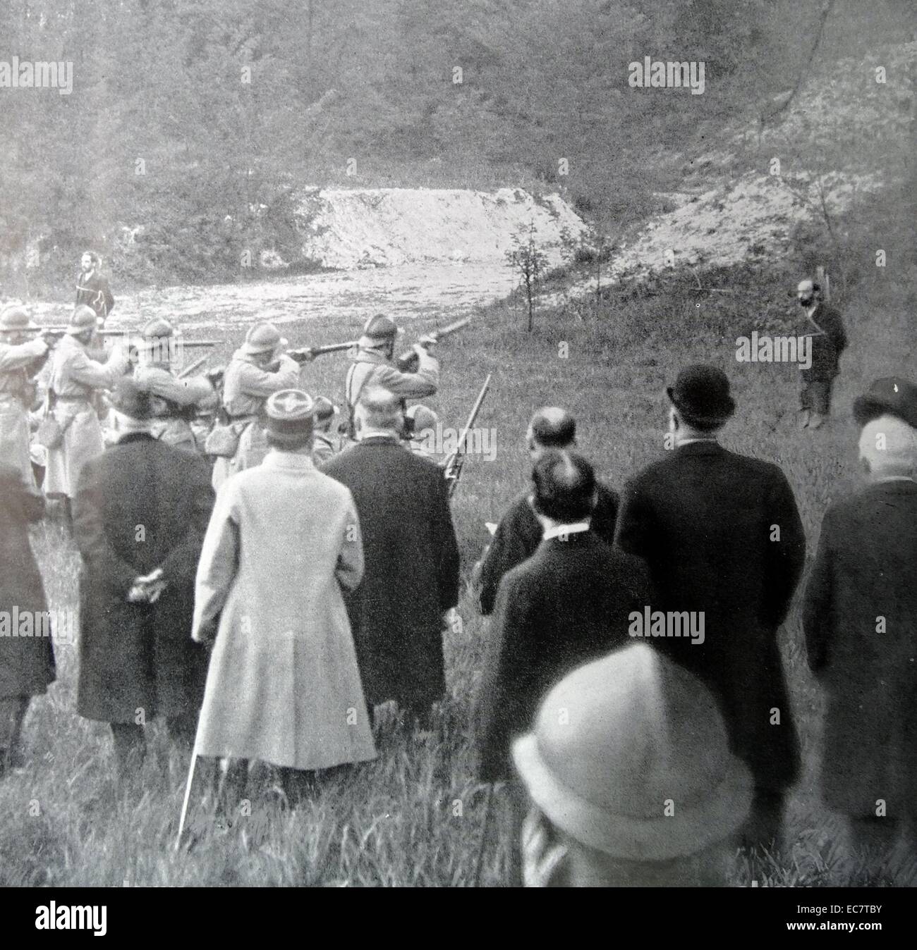 Ausführung im Mai 1920; durch Erschießungskommando im Parc de Vincennes, Paris von Moise Lemoine und Georges Toque als Verräter während des Zweiten Weltkrieges eine Stockfoto