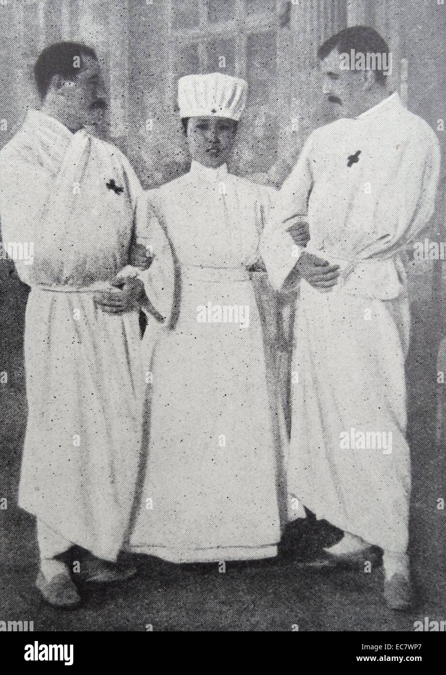 Weltkrieg eine 1915; Japanische Krankenschwester in einem japanischen Roten Kreuz Krankenhaus in Paris Stockfoto