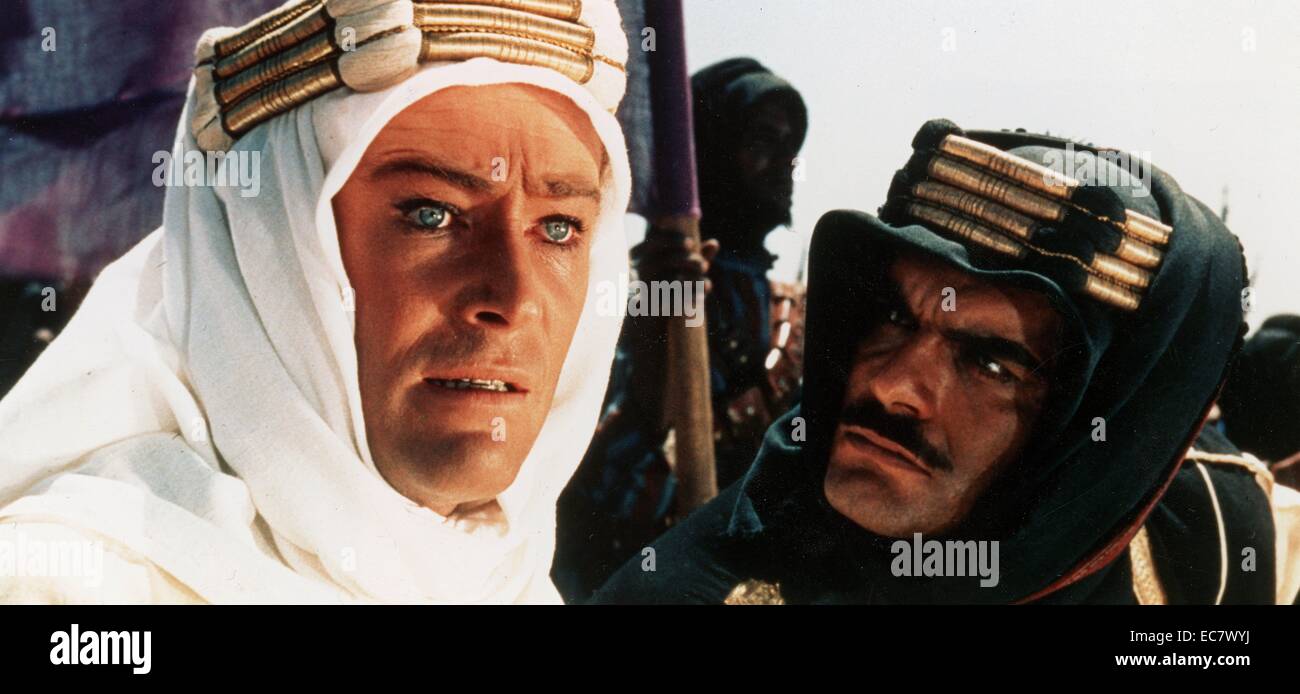 Lawrence von Arabien ist ein 1962 Britische epische Abenteuer drama Film basiert auf dem Leben von T.E.Lawrence. Es wurde von David Lean verwiesen und von Sam Spiegel durch seine britischen Unternehmen Horizont Bilder produziert, mit dem Drehbuch von Robert Schraube und Michael Wilson. Der Film stars Peter O'Toole in der Hauptrolle Stockfoto