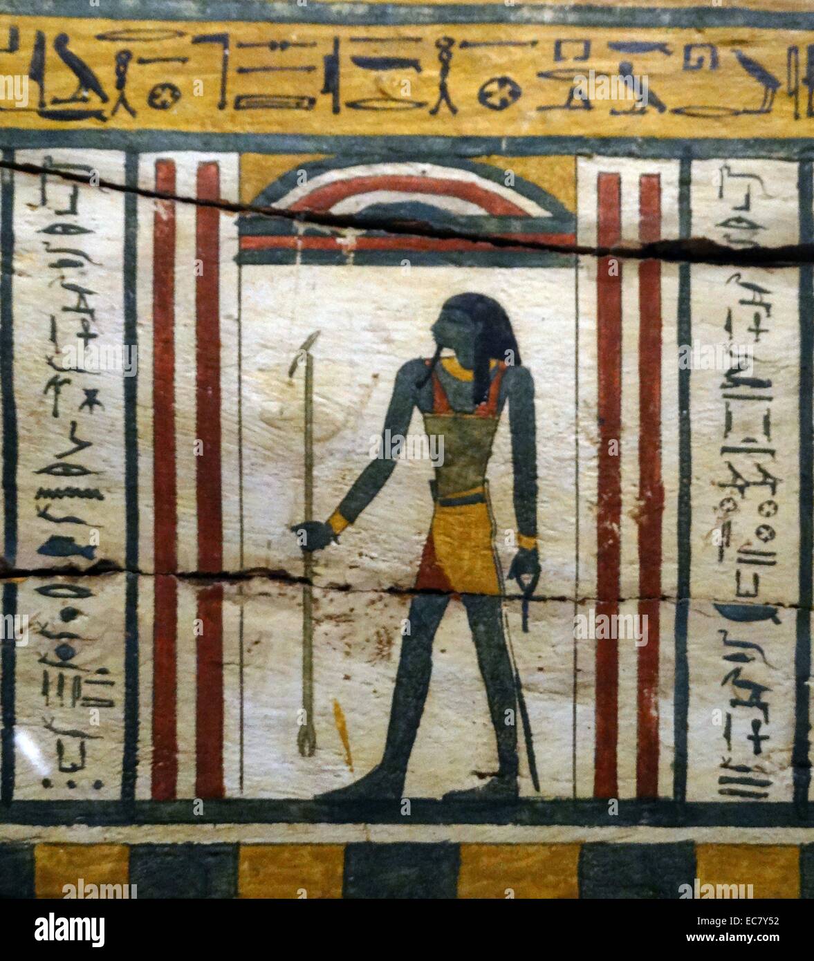 Guardian Abbildung eines Gottes aus dem Sarg von Djedjehutyiuefankh, vom Großen Tempel in Deir el-Bahri, Theben, Ägypten. Bis 25. Dynastie ca. 770-712 v. Chr. datiert Stockfoto