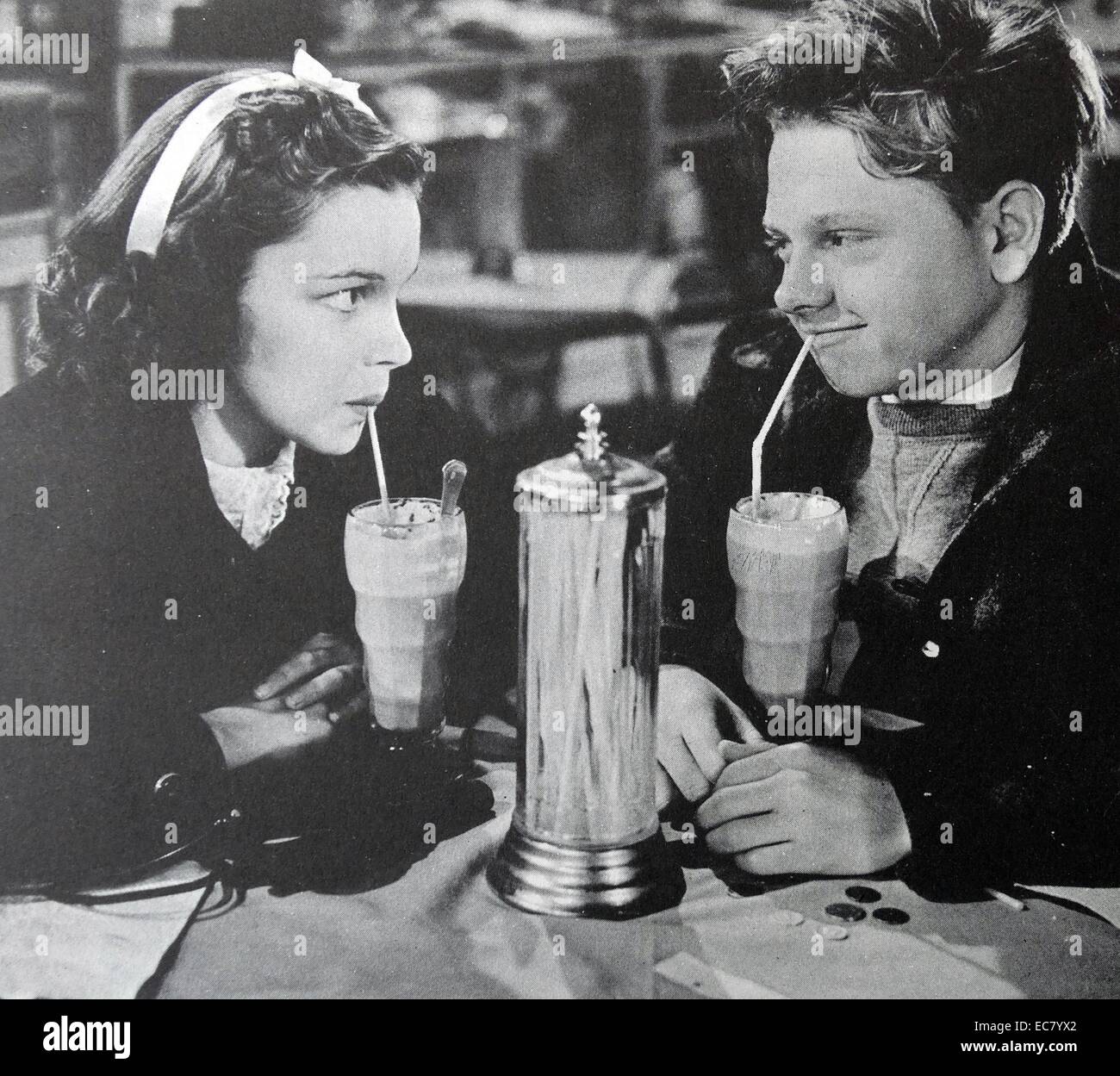 Liebe findet Andy Hardy, 1938, mit Judy Garland und Mickey Rooney. Basierend auf einem Theaterstück von Aurania Rouverol, der erste Film über Richter Hardy und seine Familie wurde als eine kostengünstige 'B' Bild produziert. Stockfoto