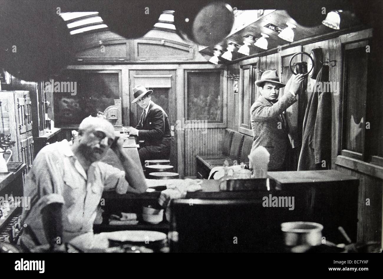 Little Caesar. Es war gegen alltägliche Einstellungen wie diesem, dass der Gangster Film verordnet wurde, die Verknüpfung von Kriminalität mit der normalen Publikum. Stockfoto