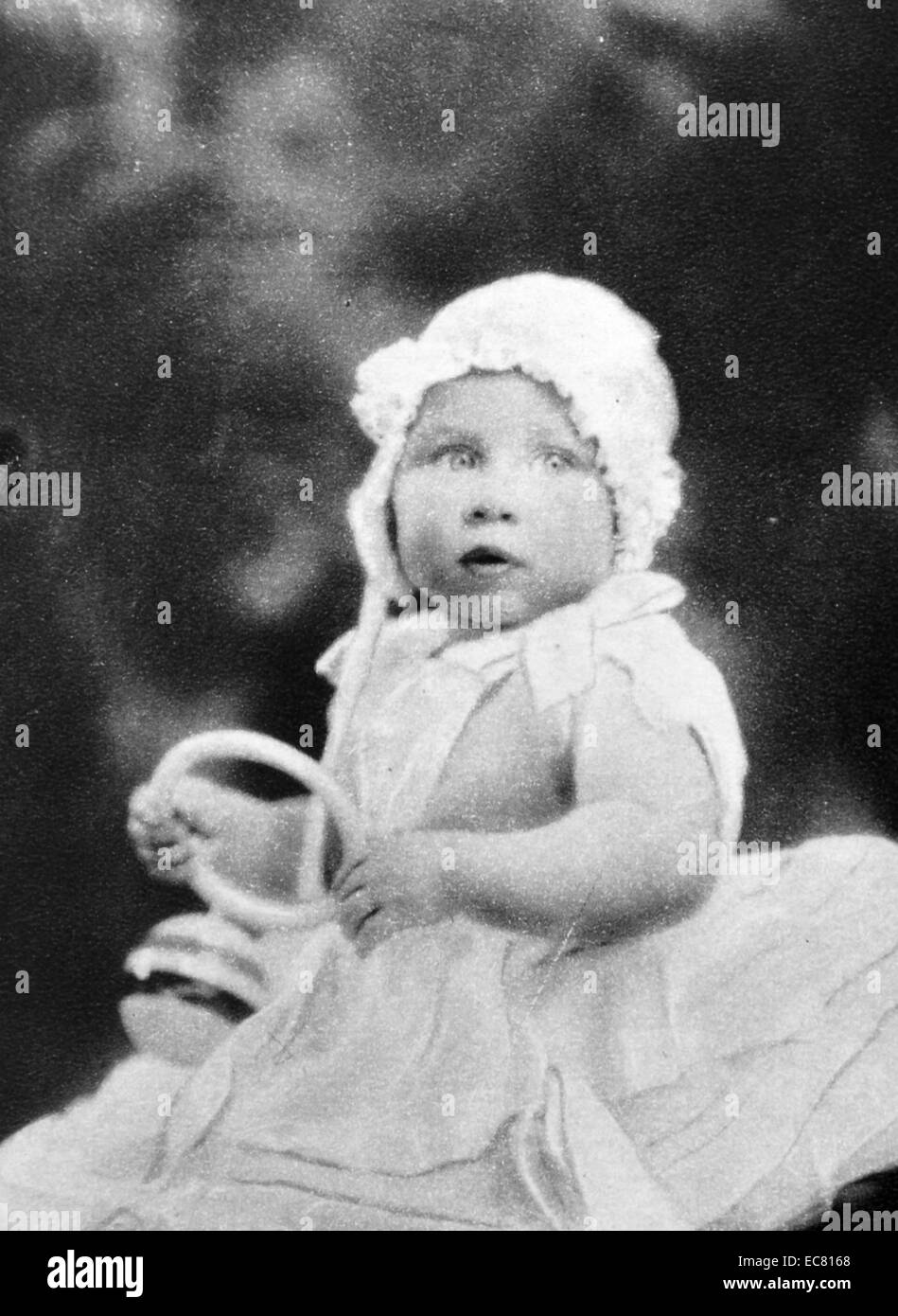 Die junge Prinzessin Margret (Schwester von Königin Elizabeth II) im Alter von fünf Monaten. Stockfoto
