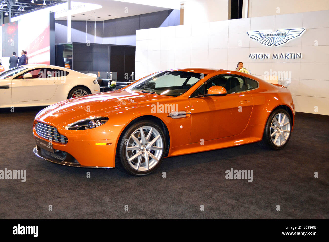 Aston Martin-Auto-Modell auf dem Display an Qatar Motor Show zweite Ausstellung am 25. Januar 2012 in Doha, Katar. Stockfoto