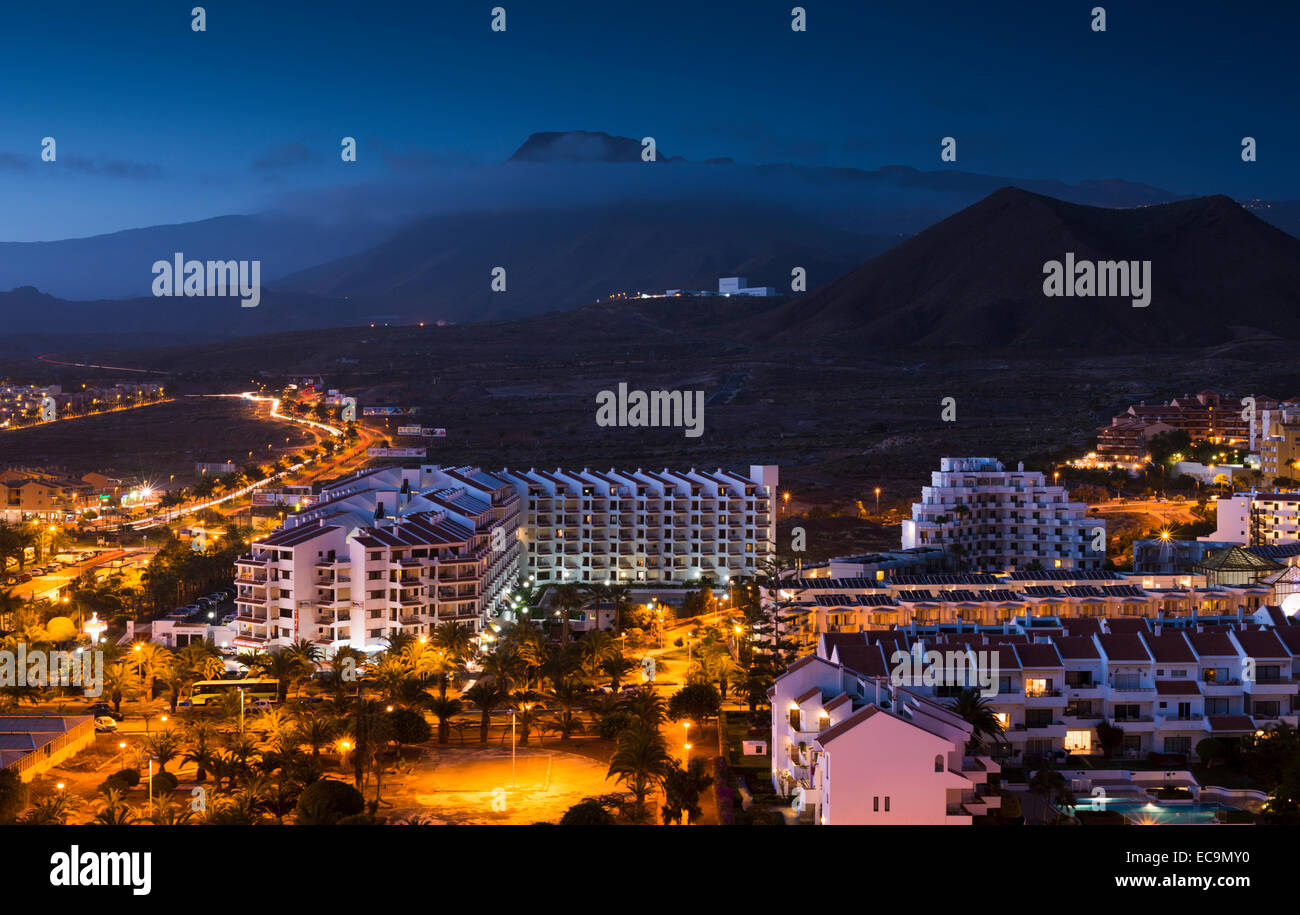 Nacht-Blick auf den Ferienort Los Cristianos, Teneriffa, Kanarische Inseln, Spanien Stockfoto