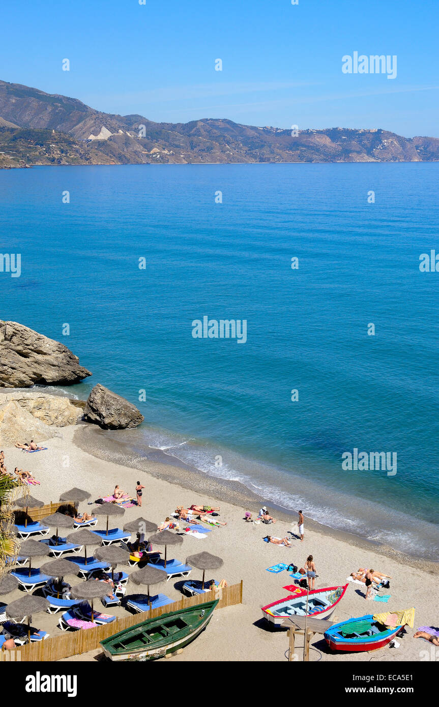 Playa de Calahonda, Calahonda Strand, Blick vom Balcon de Europa, Balcón de Europa, Nerja, Costa Del Sol, Provinz Malaga Stockfoto