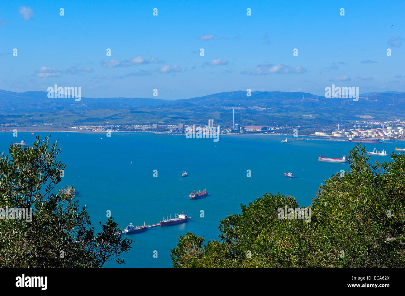 Gibraltar mit der Bucht von Algeciras, Spanien, am Rücken, Gibraltar, Britische überseegegend, Iberische Halbinsel, Europa Stockfoto
